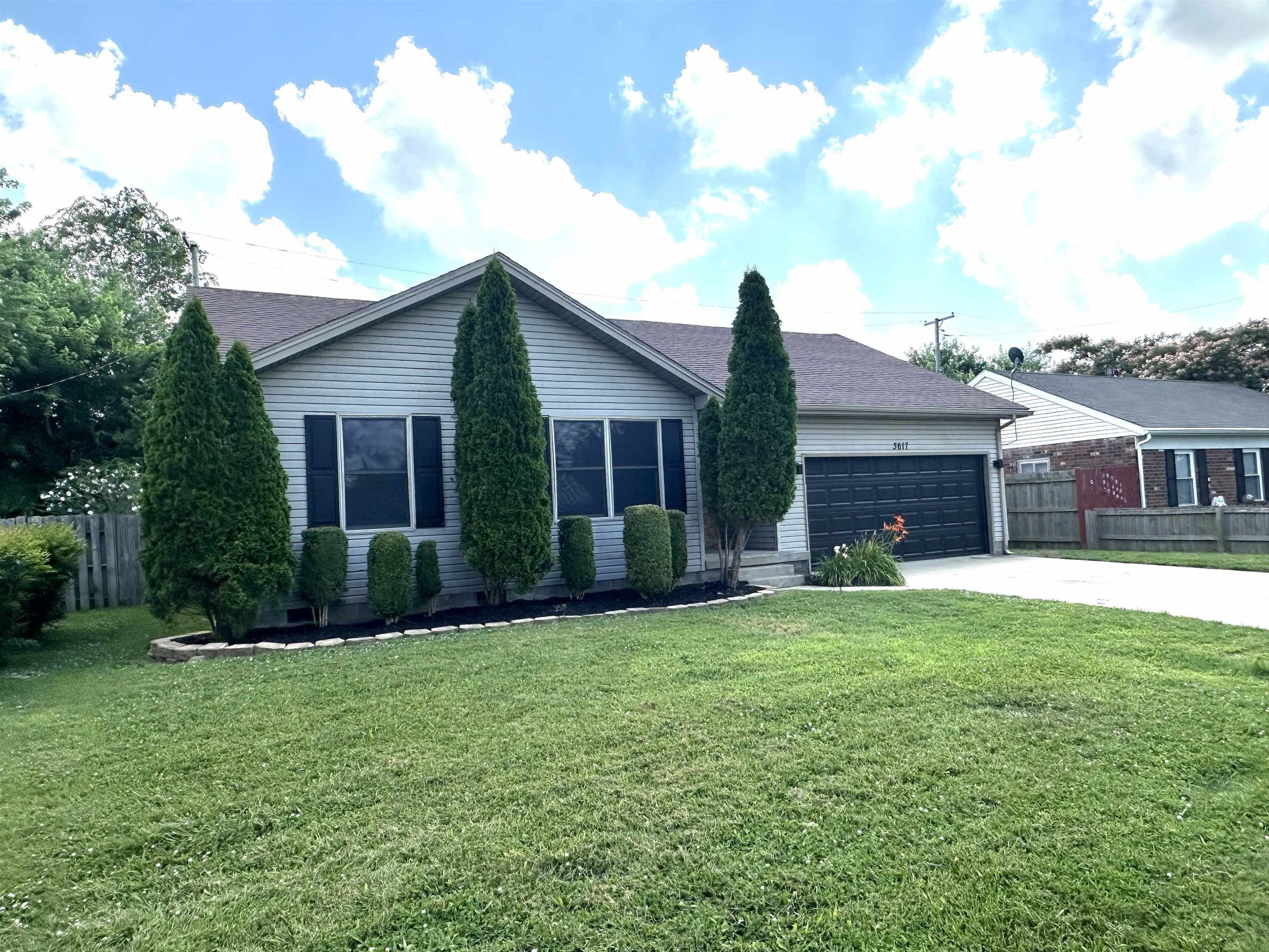 3617 Winchester Dr, Owensboro, Kentucky 42301, 3 Bedrooms Bedrooms, ,2 BathroomsBathrooms,Single Family Residence,For Sale,Winchester Dr,90258