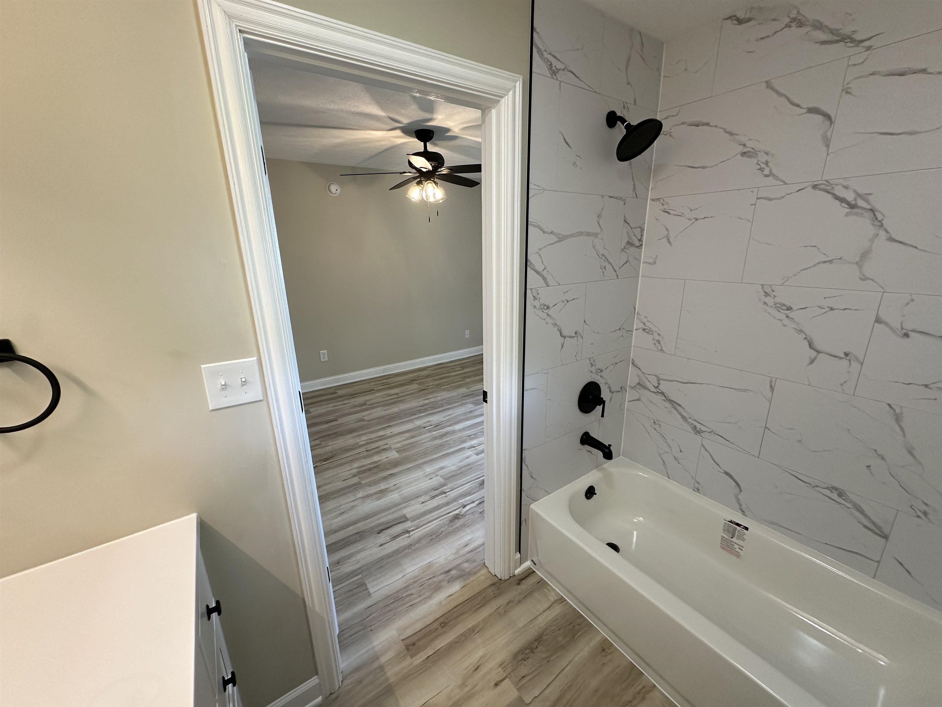 3617 Winchester Dr, Owensboro, Kentucky 42301, 3 Bedrooms Bedrooms, ,2 BathroomsBathrooms,Single Family Residence,For Sale,Winchester Dr,90258
