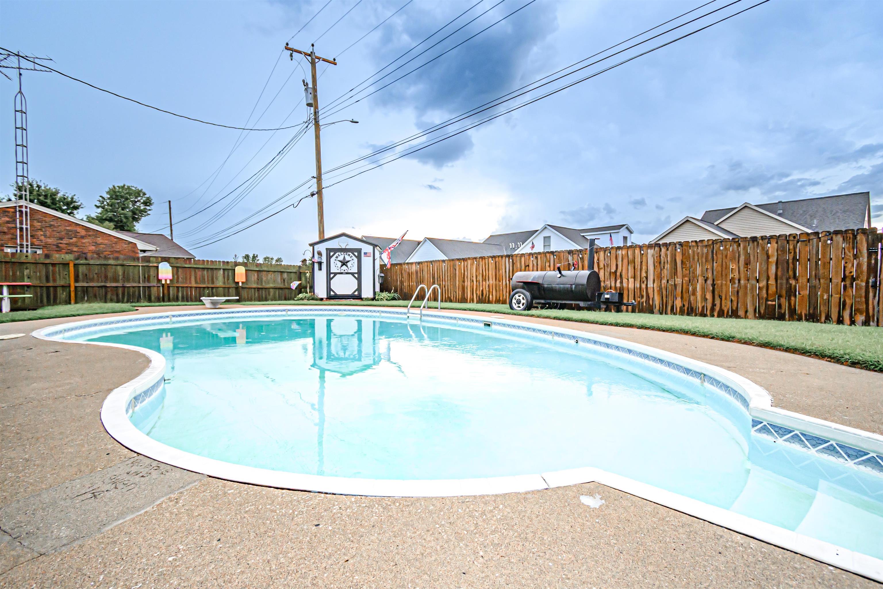2736 Count Fleet Loop, Owensboro, Kentucky 42301, 4 Bedrooms Bedrooms, ,2 BathroomsBathrooms,Single Family Residence,For Sale,Count Fleet Loop,90259