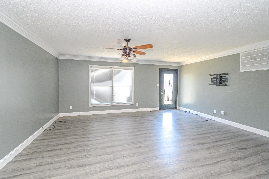 2736 Count Fleet Loop, Owensboro, Kentucky 42301, 4 Bedrooms Bedrooms, ,2 BathroomsBathrooms,Single Family Residence,For Sale,Count Fleet Loop,90259