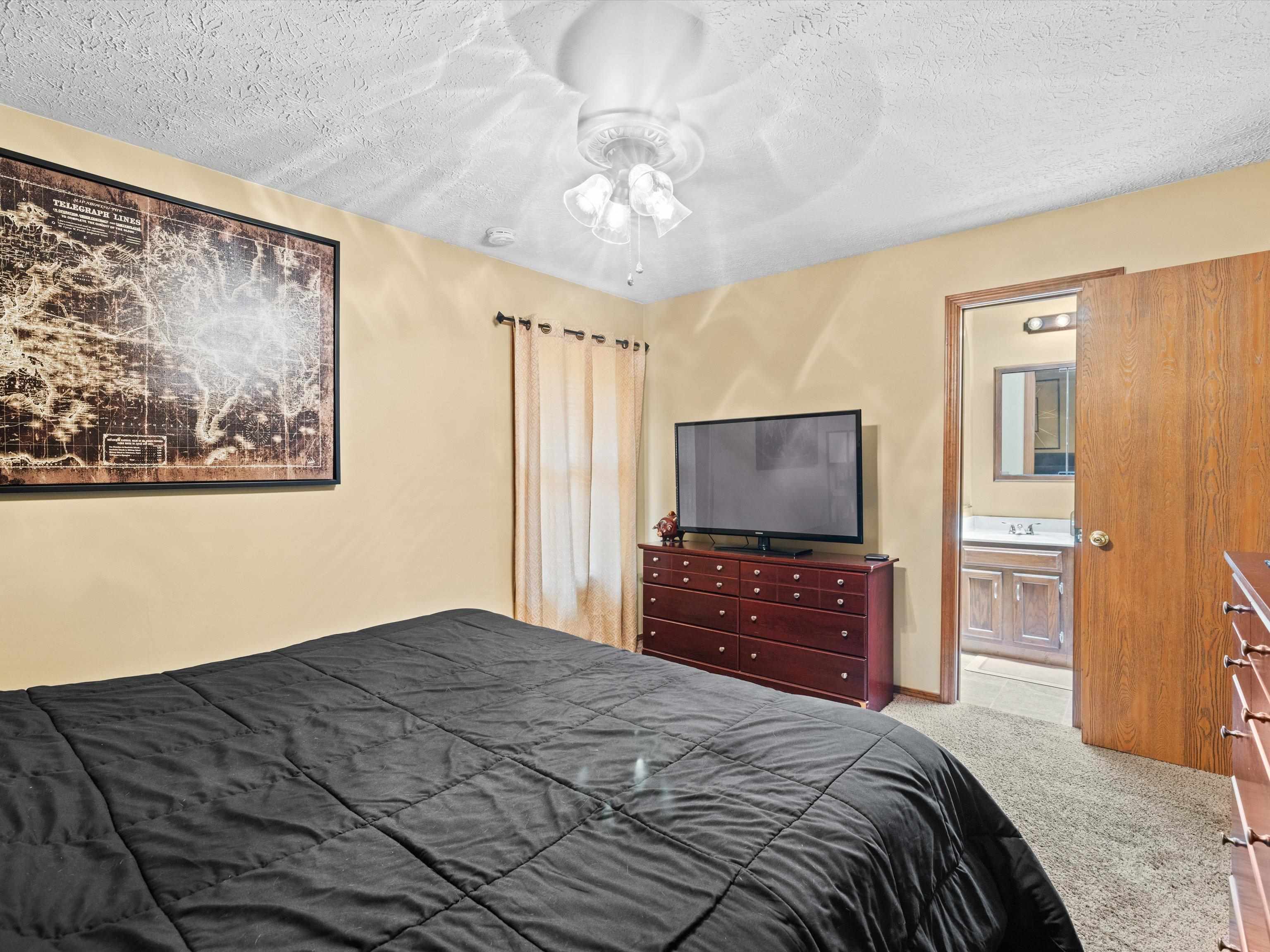 2307 Landsdowne, Owensboro, Kentucky 42303-1944, 3 Bedrooms Bedrooms, ,1 BathroomBathrooms,Single Family Residence,For Sale,Landsdowne,90260