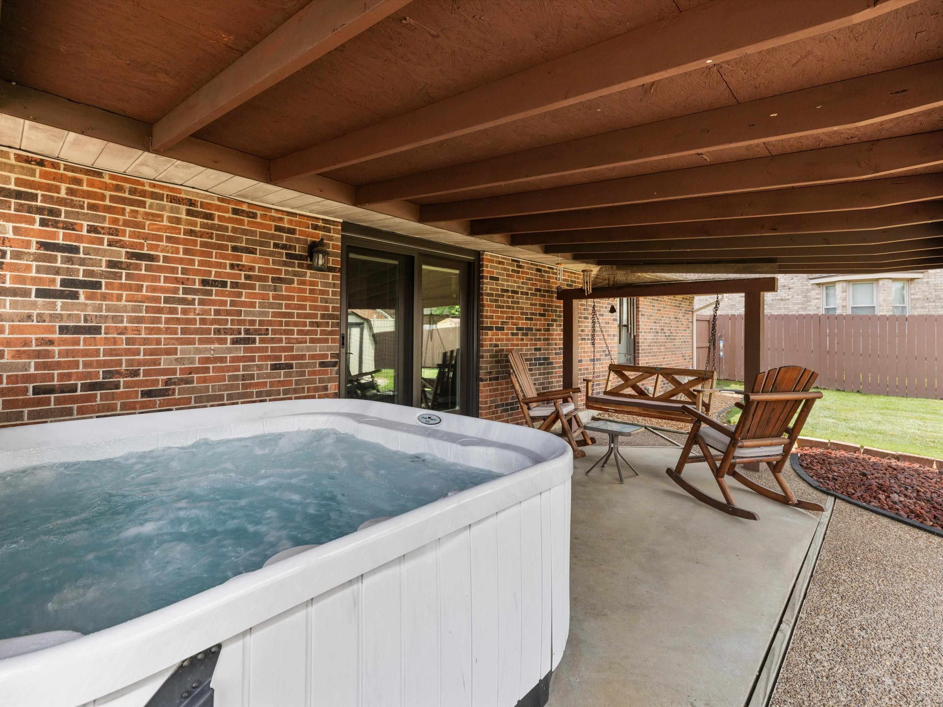 2307 Landsdowne, Owensboro, Kentucky 42303-1944, 3 Bedrooms Bedrooms, ,1 BathroomBathrooms,Single Family Residence,For Sale,Landsdowne,90260