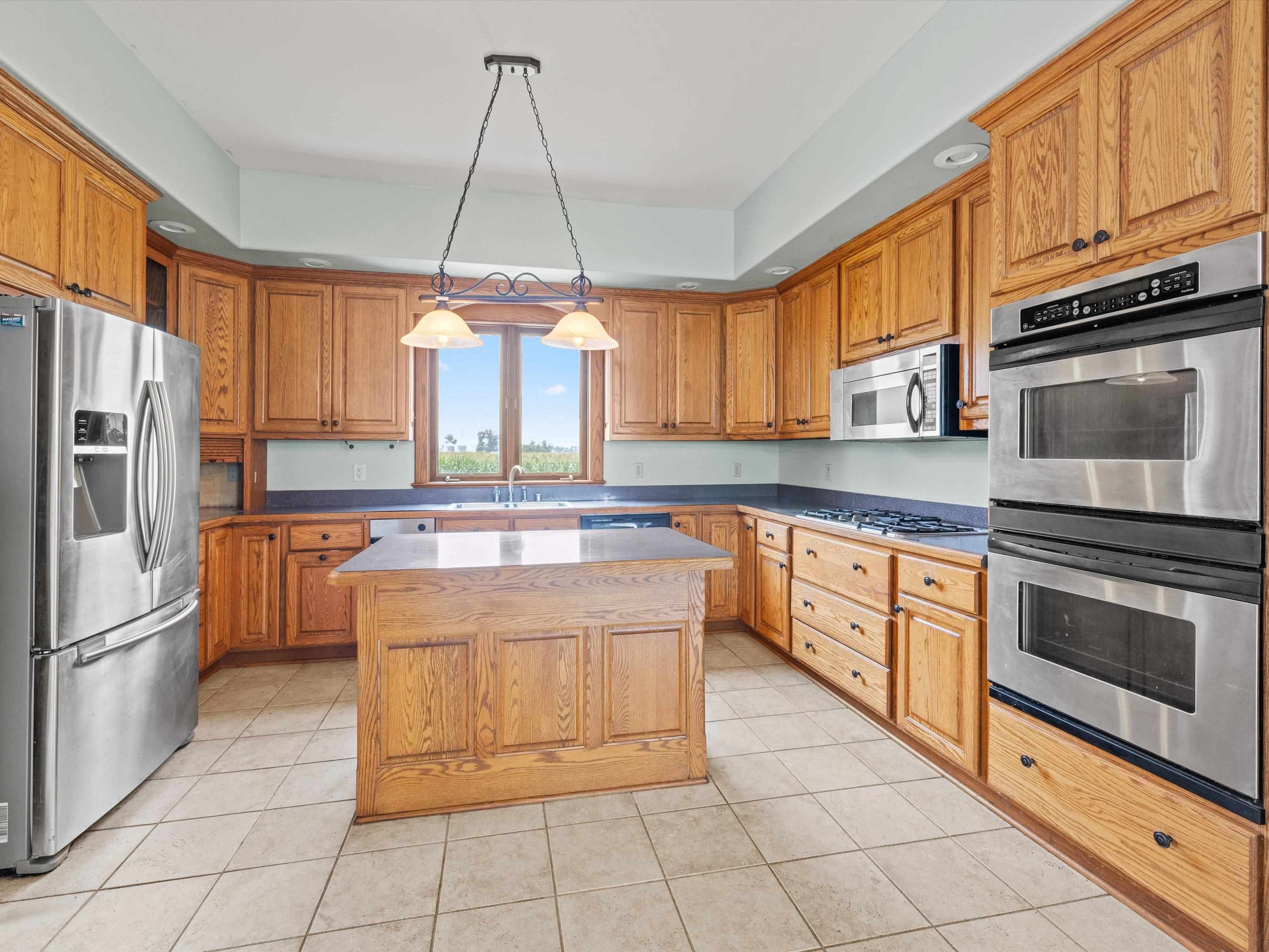 8231 Todd Bridge Rd, Owensboro, Kentucky 42301, 4 Bedrooms Bedrooms, ,4 BathroomsBathrooms,Single Family Residence,For Sale,Todd Bridge Rd,90262