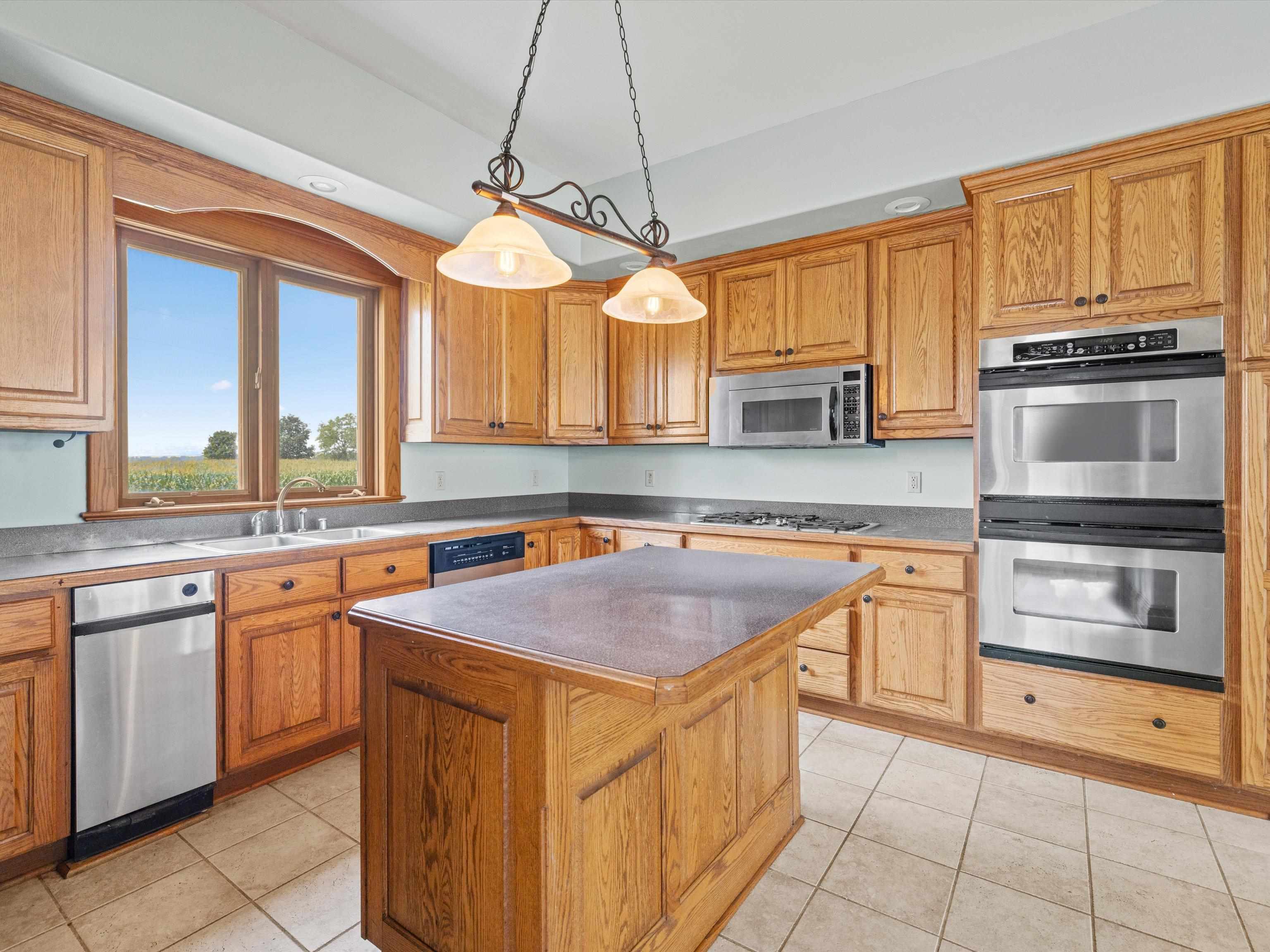 8231 Todd Bridge Rd, Owensboro, Kentucky 42301, 4 Bedrooms Bedrooms, ,4 BathroomsBathrooms,Single Family Residence,For Sale,Todd Bridge Rd,90262