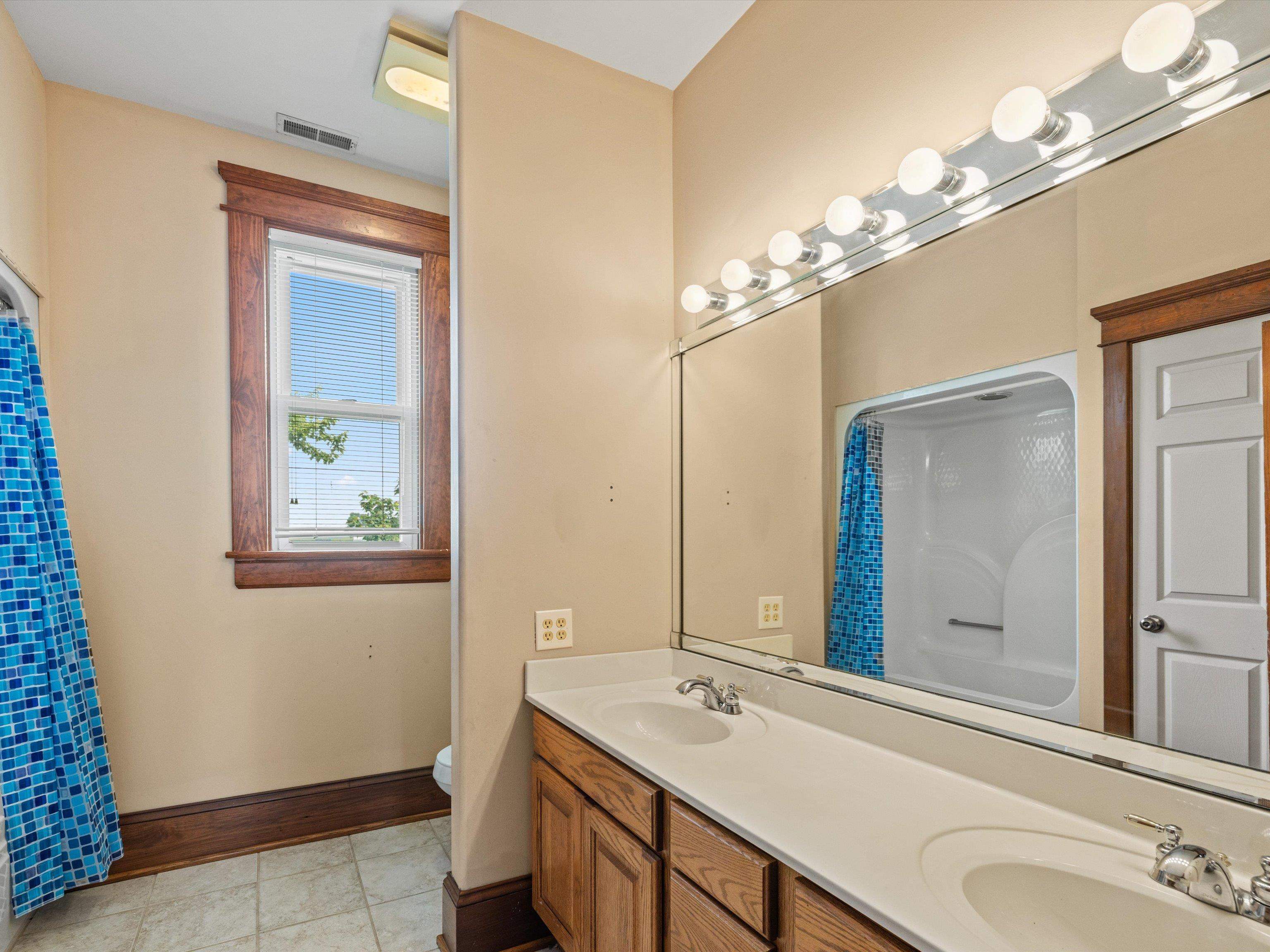 8231 Todd Bridge Rd, Owensboro, Kentucky 42301, 4 Bedrooms Bedrooms, ,4 BathroomsBathrooms,Single Family Residence,For Sale,Todd Bridge Rd,90262