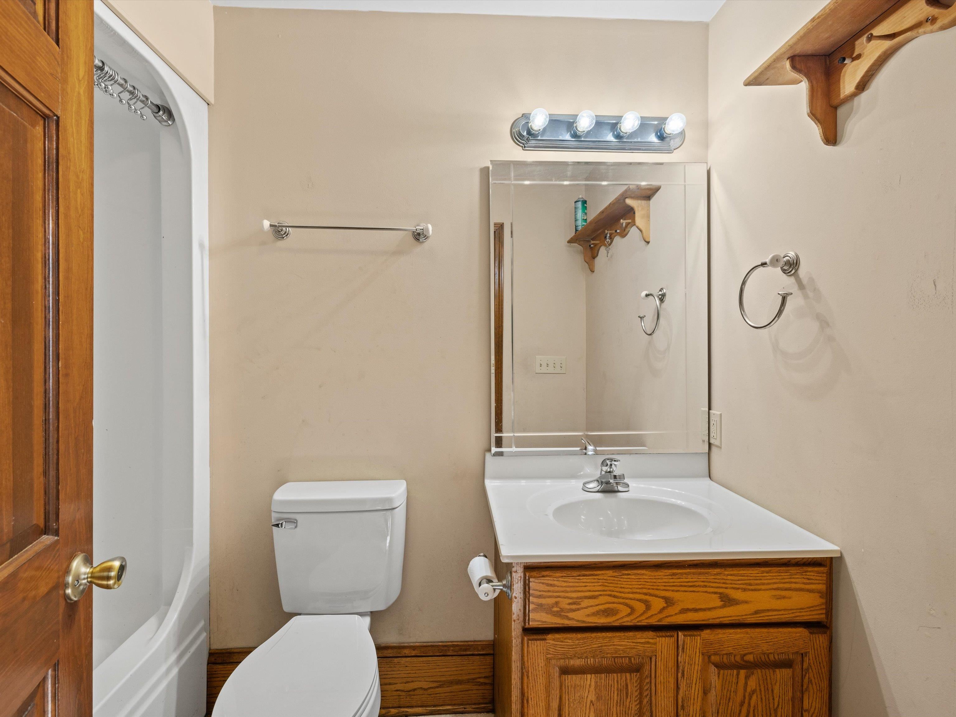 8231 Todd Bridge Rd, Owensboro, Kentucky 42301, 4 Bedrooms Bedrooms, ,4 BathroomsBathrooms,Single Family Residence,For Sale,Todd Bridge Rd,90262