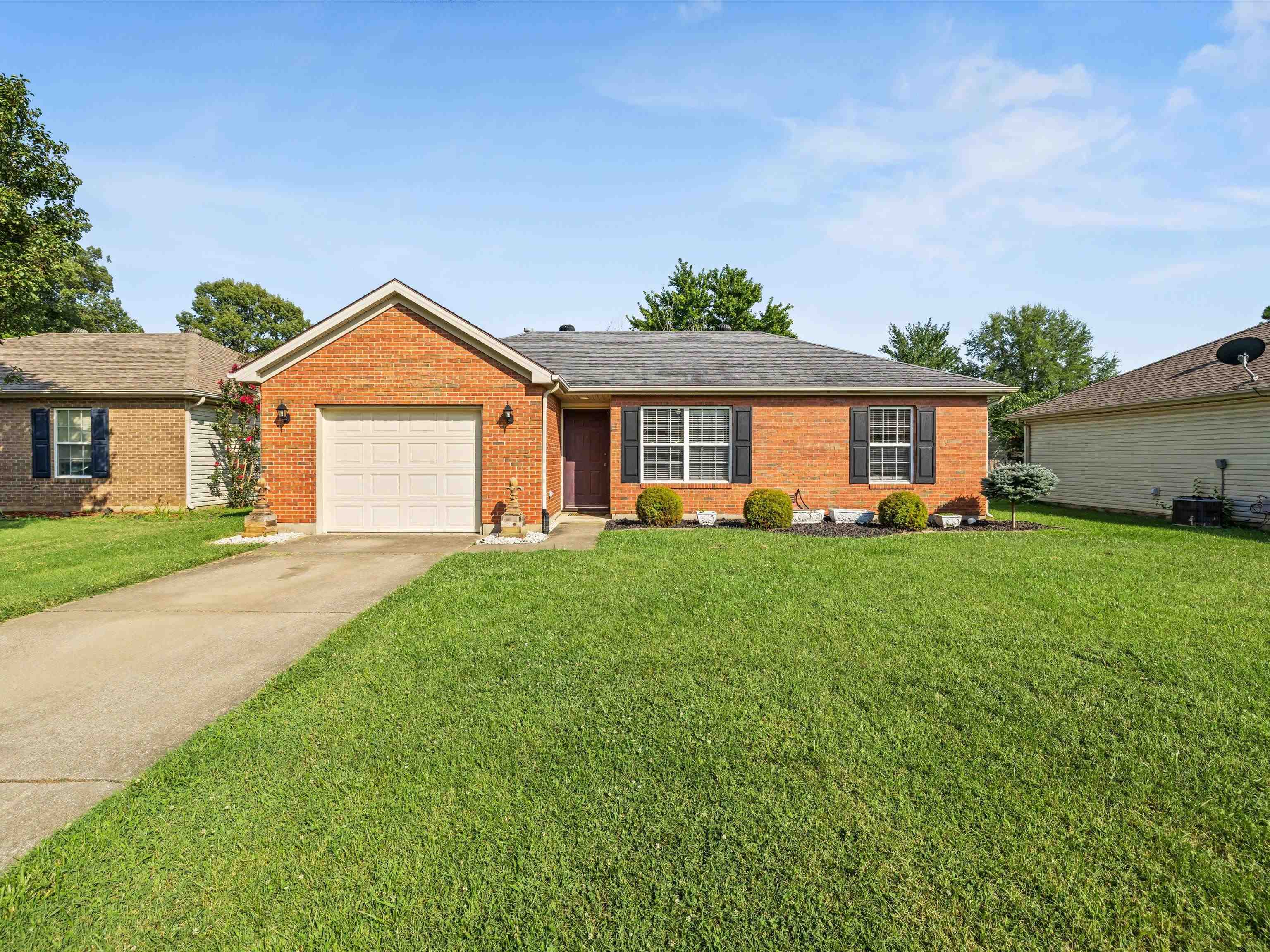 2525 Landing Terrace, Owensboro, Kentucky 42303, 3 Bedrooms Bedrooms, ,2 BathroomsBathrooms,Single Family Residence,For Sale,Landing Terrace,90265