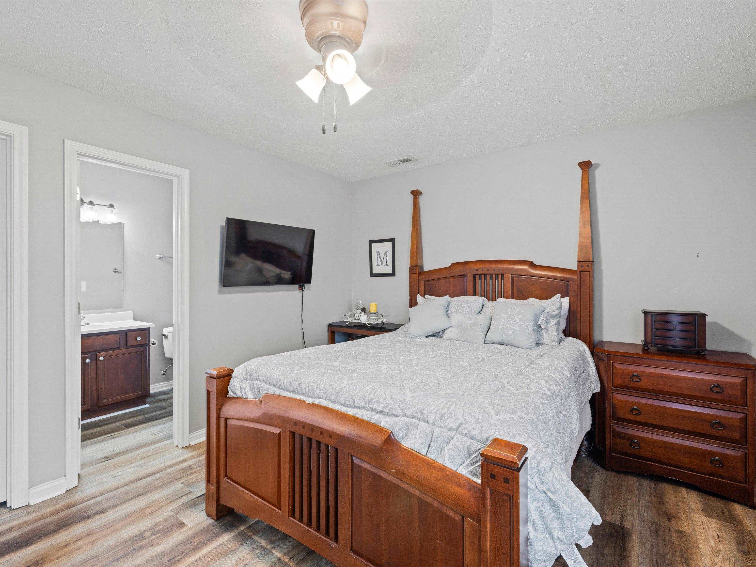 2525 Landing Terrace, Owensboro, Kentucky 42303, 3 Bedrooms Bedrooms, ,2 BathroomsBathrooms,Single Family Residence,For Sale,Landing Terrace,90265