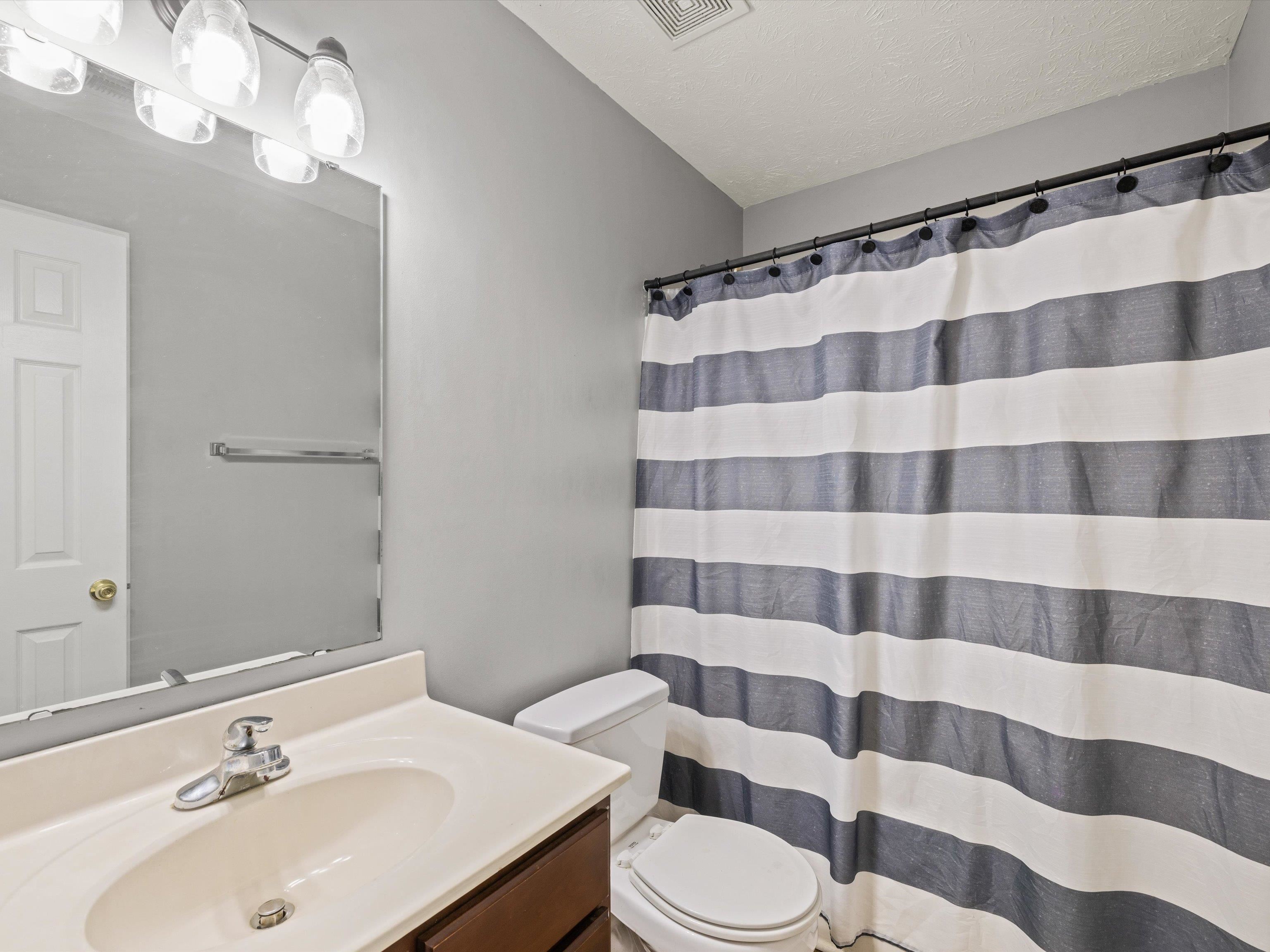 2525 Landing Terrace, Owensboro, Kentucky 42303, 3 Bedrooms Bedrooms, ,2 BathroomsBathrooms,Single Family Residence,For Sale,Landing Terrace,90265