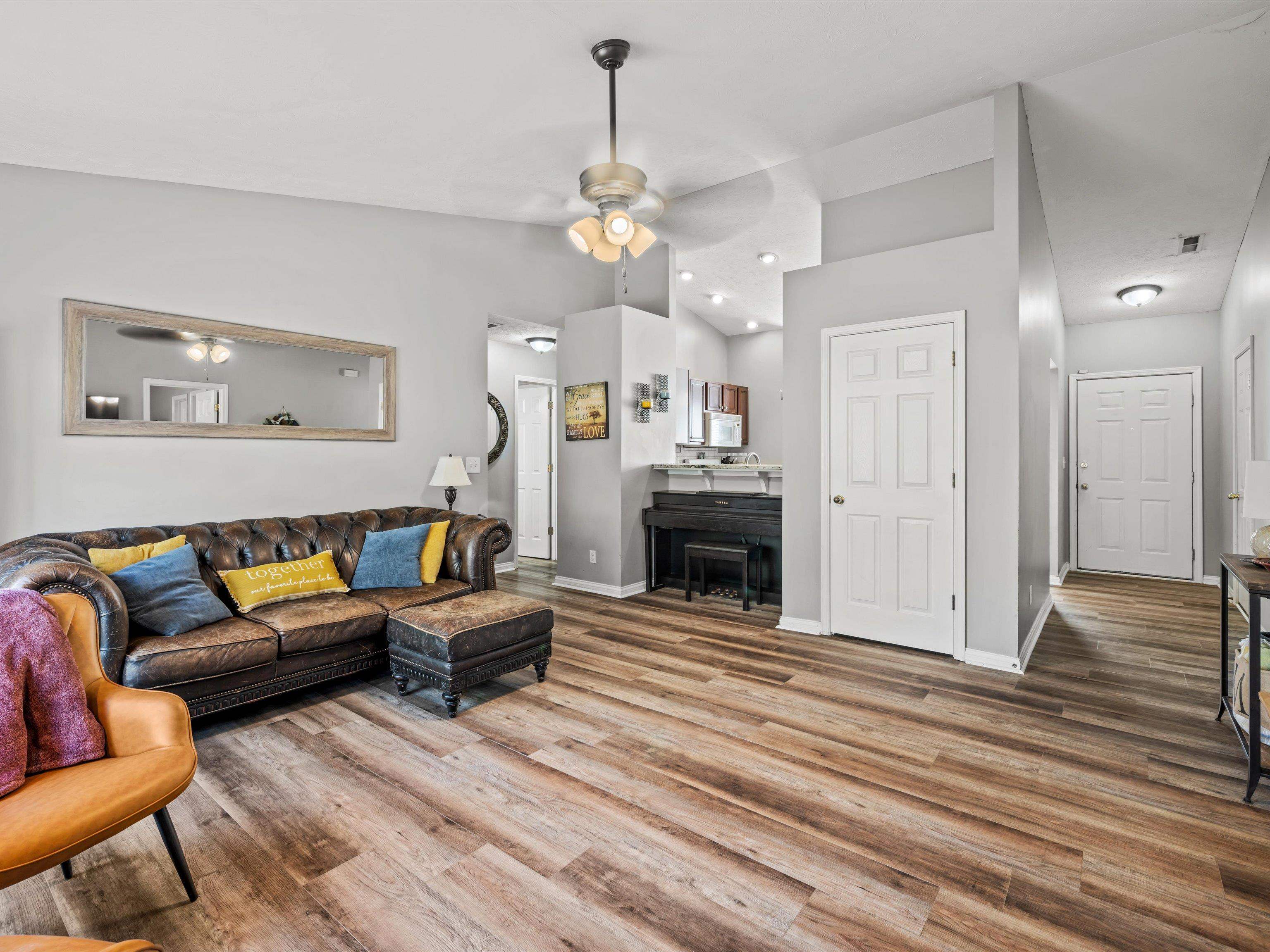 2525 Landing Terrace, Owensboro, Kentucky 42303, 3 Bedrooms Bedrooms, ,2 BathroomsBathrooms,Single Family Residence,For Sale,Landing Terrace,90265