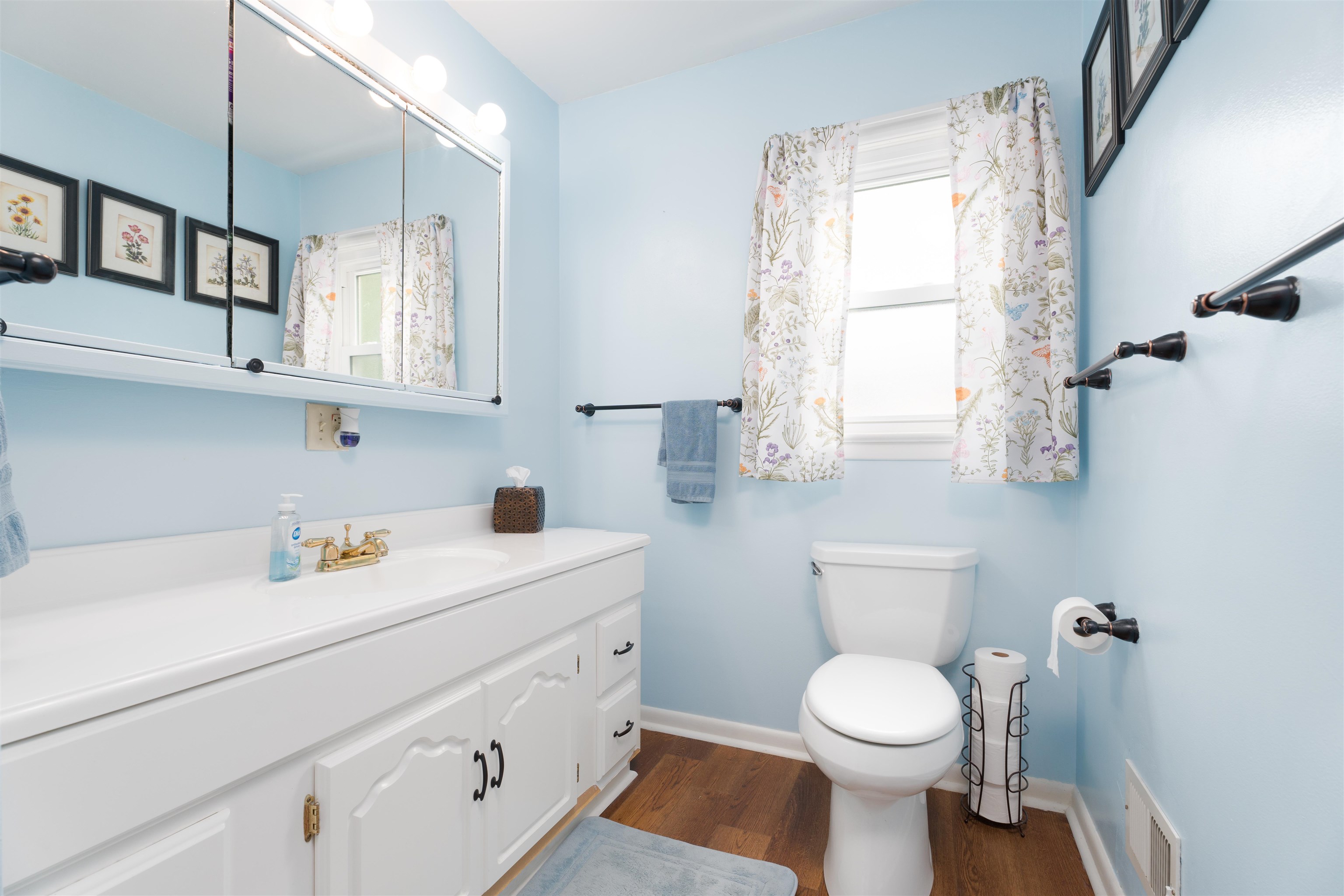 1406 Booth Ave, Owensboro, Kentucky 42301, 4 Bedrooms Bedrooms, ,2 BathroomsBathrooms,Single Family Residence,For Sale,Booth Ave,90266