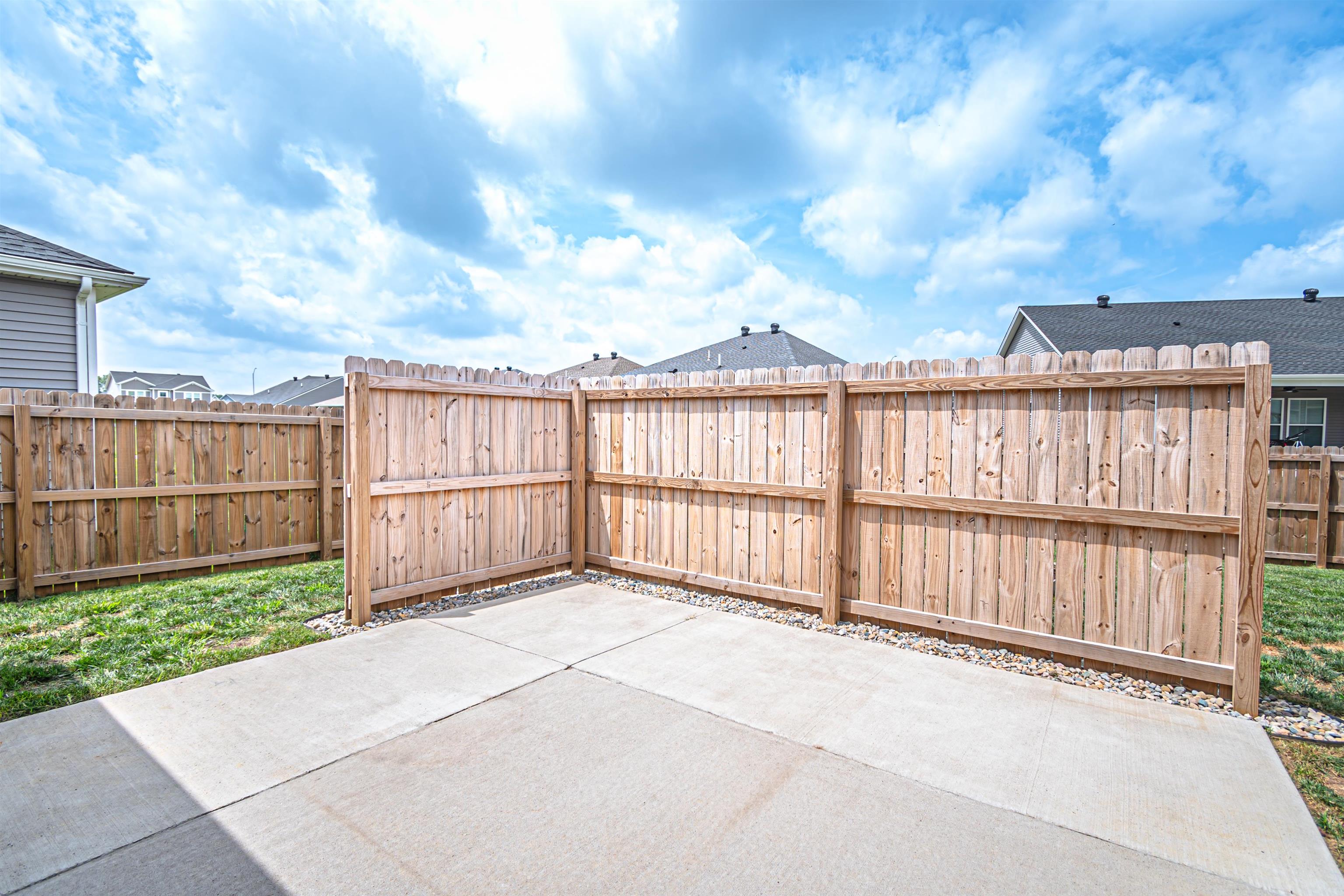 2165 Skaggs Ct, Owensboro, Kentucky 42301, 4 Bedrooms Bedrooms, ,3 BathroomsBathrooms,Single Family Residence,For Sale,Skaggs Ct,90270