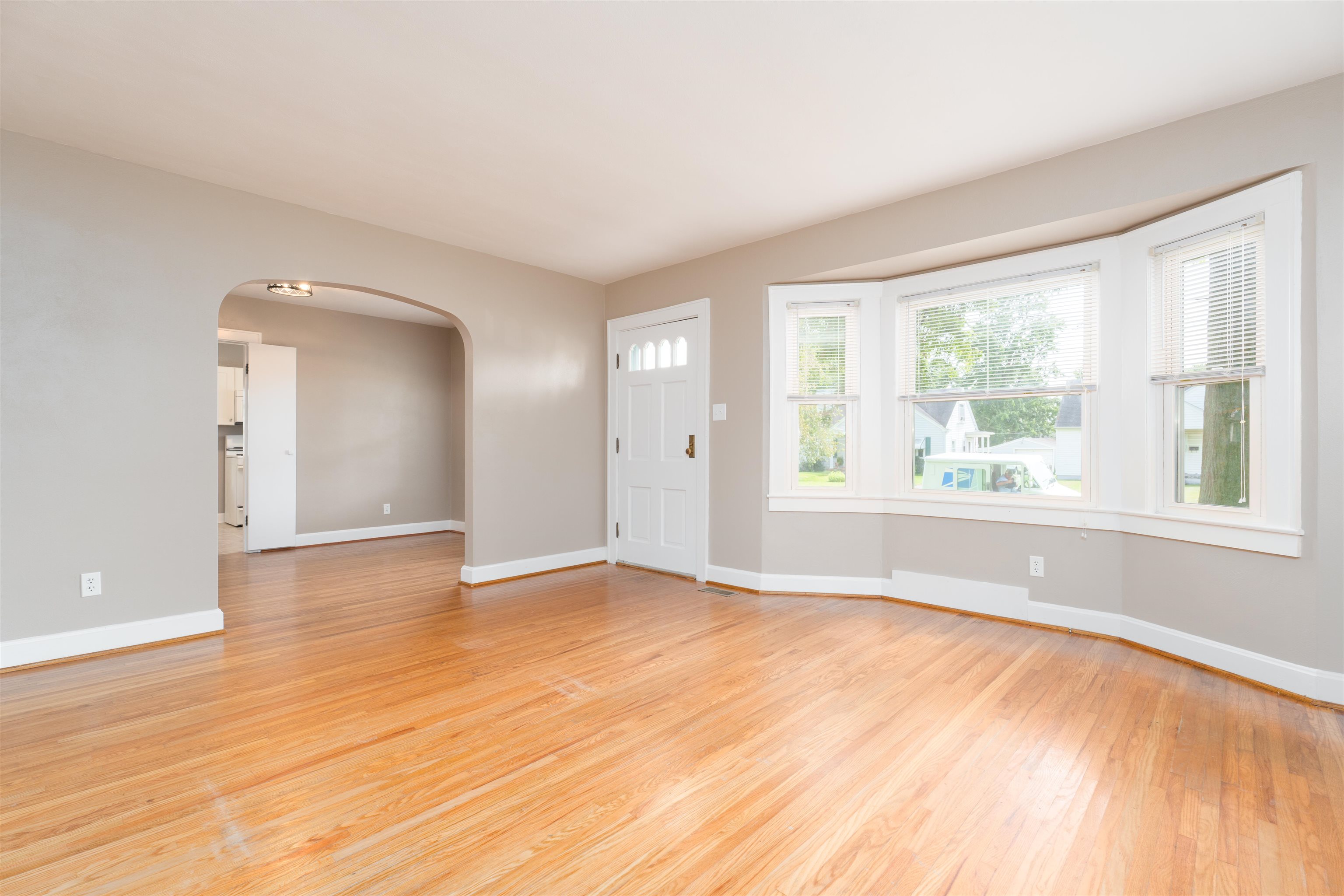 259 Riverside Drive, Owensboro, Kentucky 42303, 2 Bedrooms Bedrooms, ,1 BathroomBathrooms,Single Family Residence,For Sale,Riverside Drive,90278
