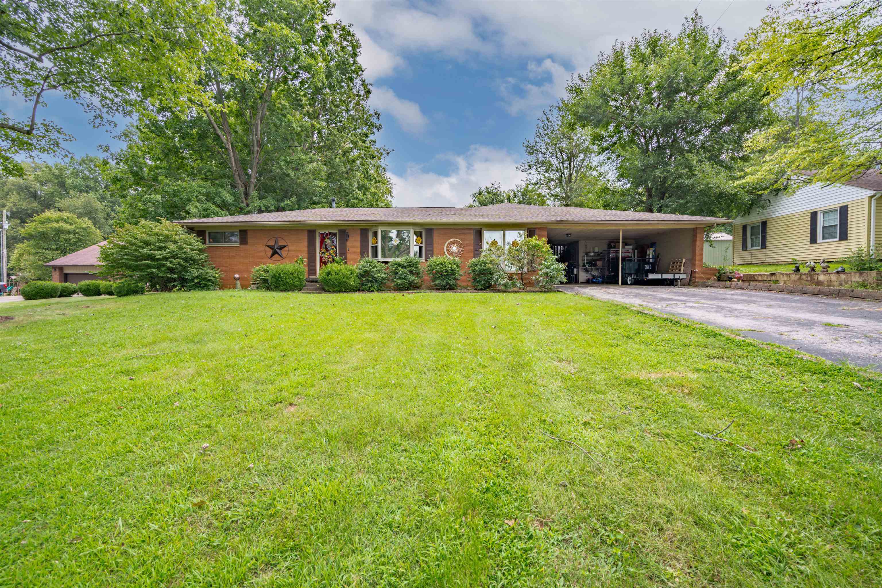 3362 Thruston Dermont Rd., Owensboro, Kentucky 42303, 3 Bedrooms Bedrooms, ,2 BathroomsBathrooms,Single Family Residence,For Sale,Thruston Dermont Rd.,90279