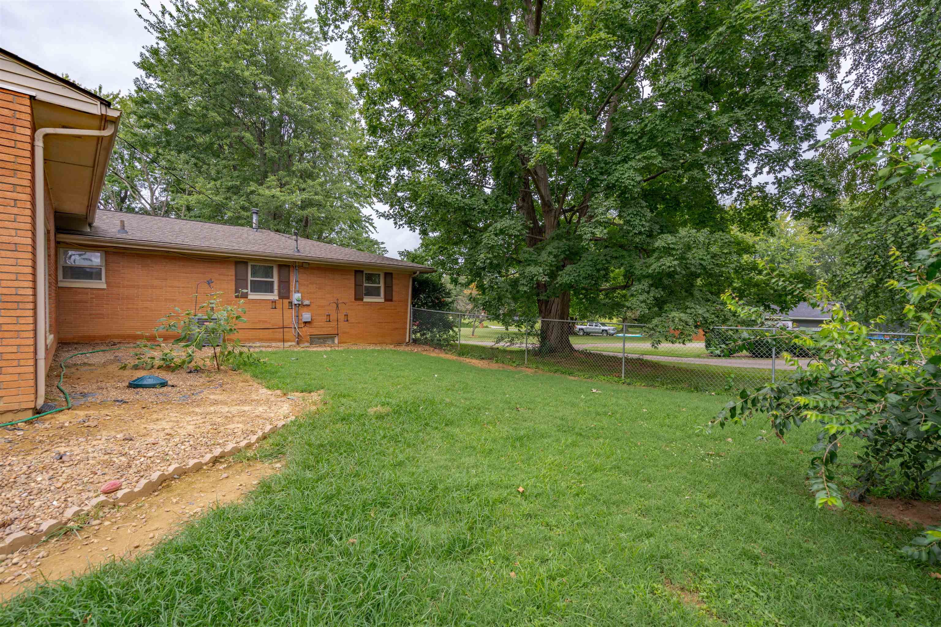3362 Thruston Dermont Rd., Owensboro, Kentucky 42303, 3 Bedrooms Bedrooms, ,2 BathroomsBathrooms,Single Family Residence,For Sale,Thruston Dermont Rd.,90279