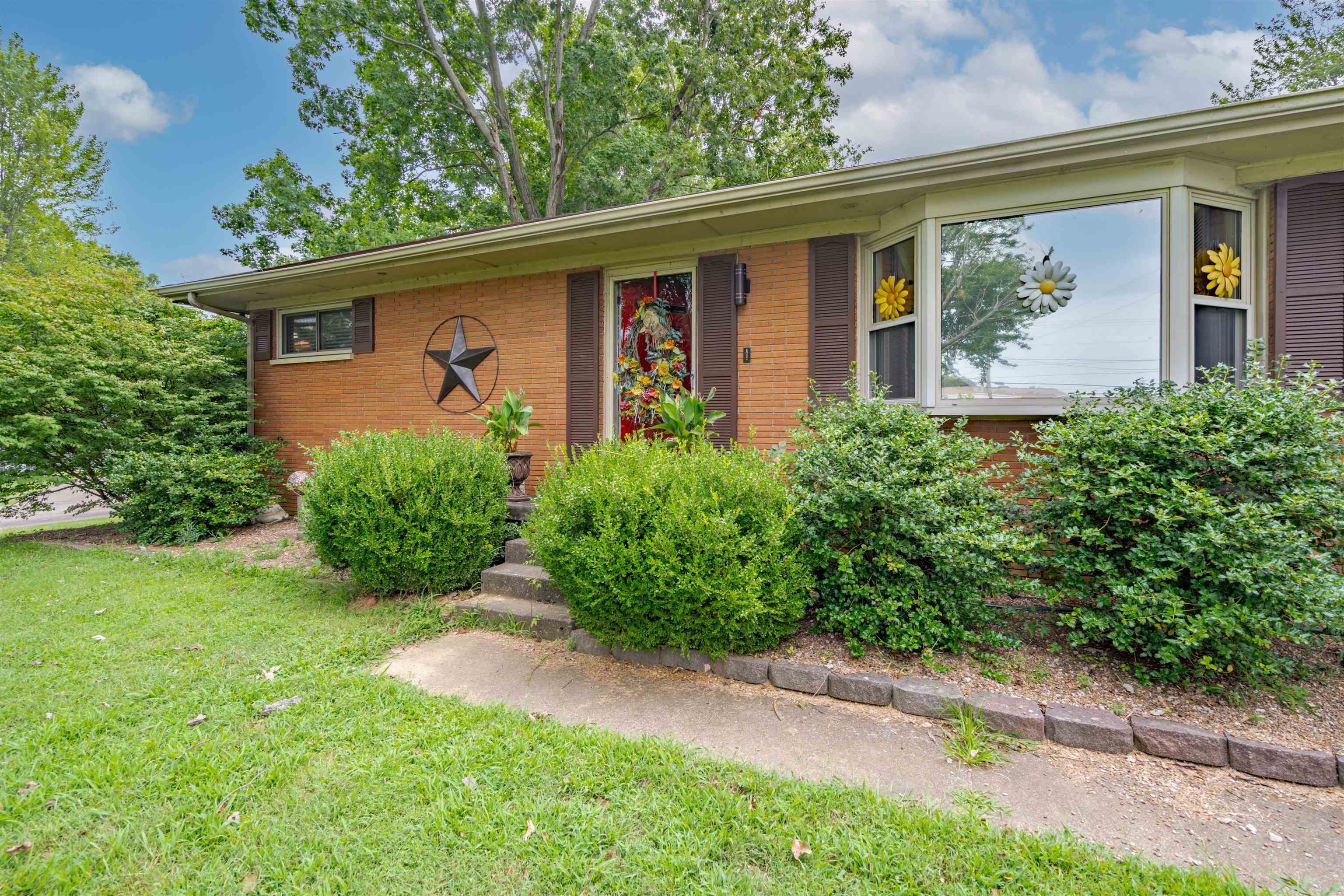 3362 Thruston Dermont Rd., Owensboro, Kentucky 42303, 3 Bedrooms Bedrooms, ,2 BathroomsBathrooms,Single Family Residence,For Sale,Thruston Dermont Rd.,90279