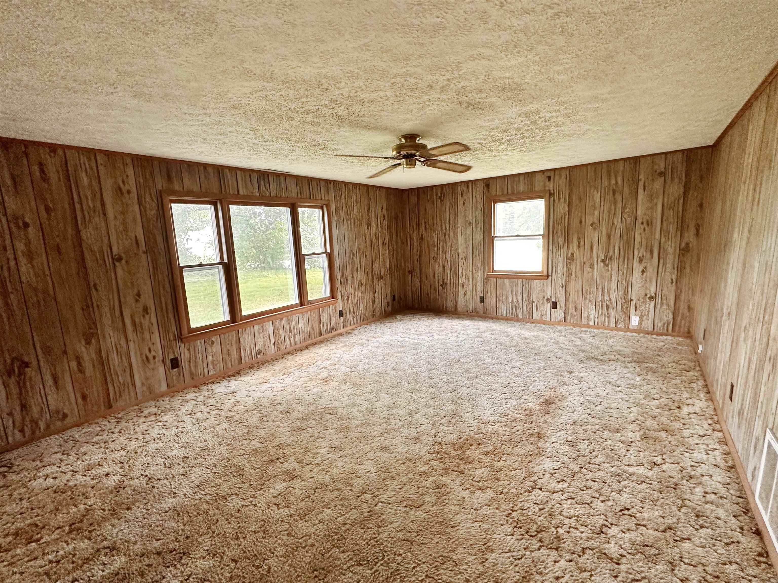 7145 US HWY 231, Philpot, Kentucky 42366, 4 Bedrooms Bedrooms, ,2 BathroomsBathrooms,Single Family Residence,For Sale,US HWY 231,90280