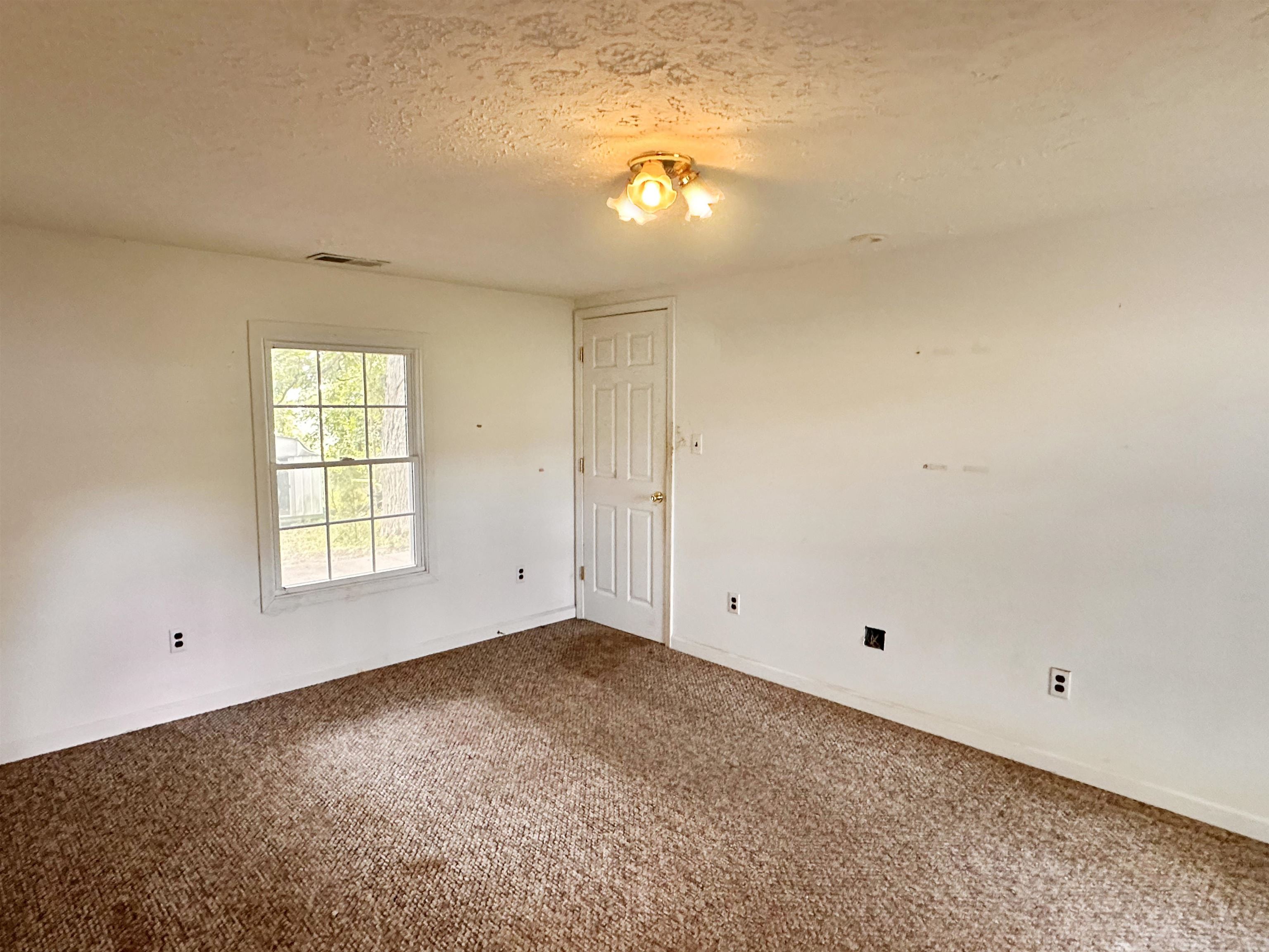 7145 US HWY 231, Philpot, Kentucky 42366, 4 Bedrooms Bedrooms, ,2 BathroomsBathrooms,Single Family Residence,For Sale,US HWY 231,90280