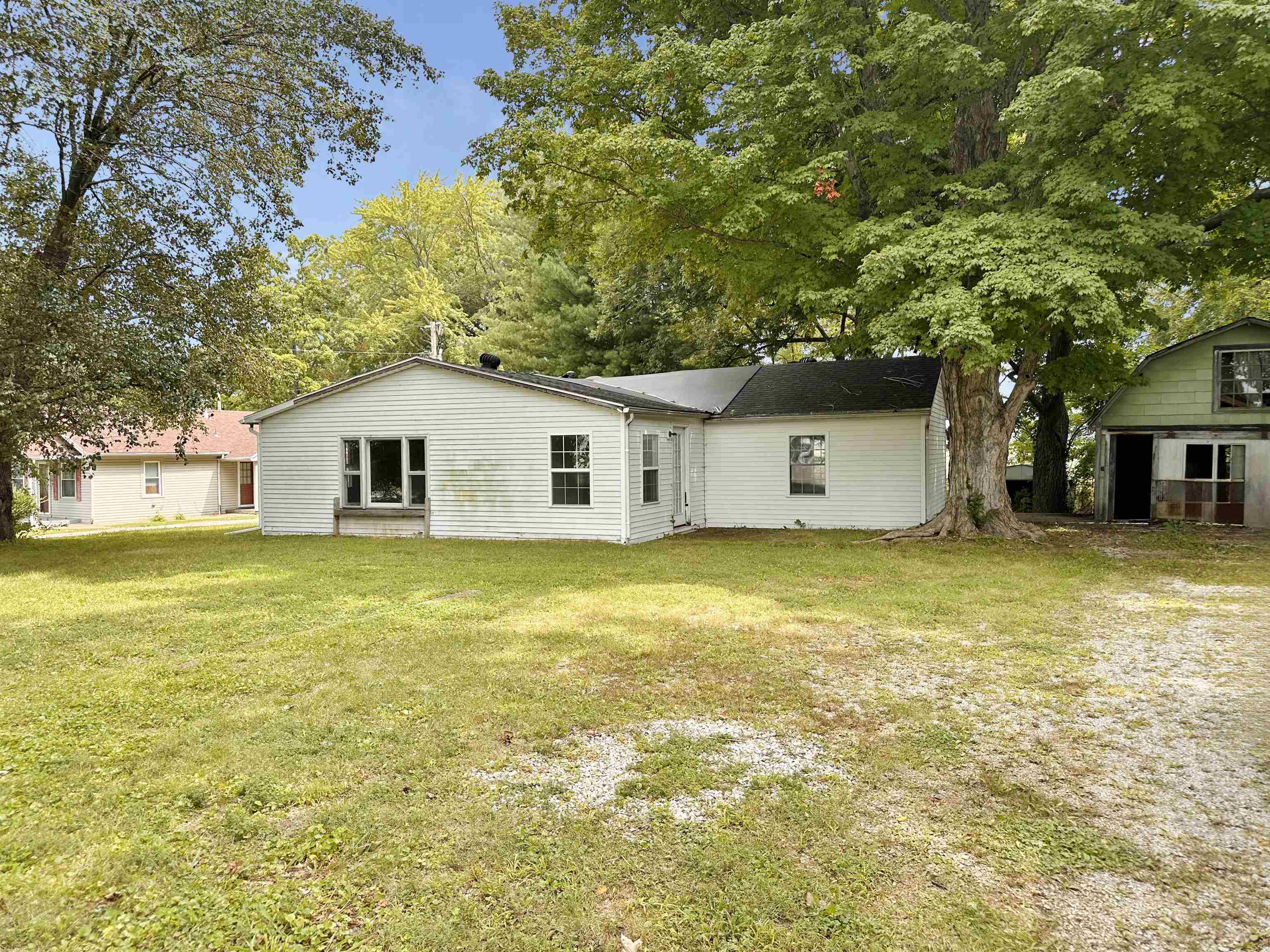 7145 US HWY 231, Philpot, Kentucky 42366, 4 Bedrooms Bedrooms, ,2 BathroomsBathrooms,Single Family Residence,For Sale,US HWY 231,90280