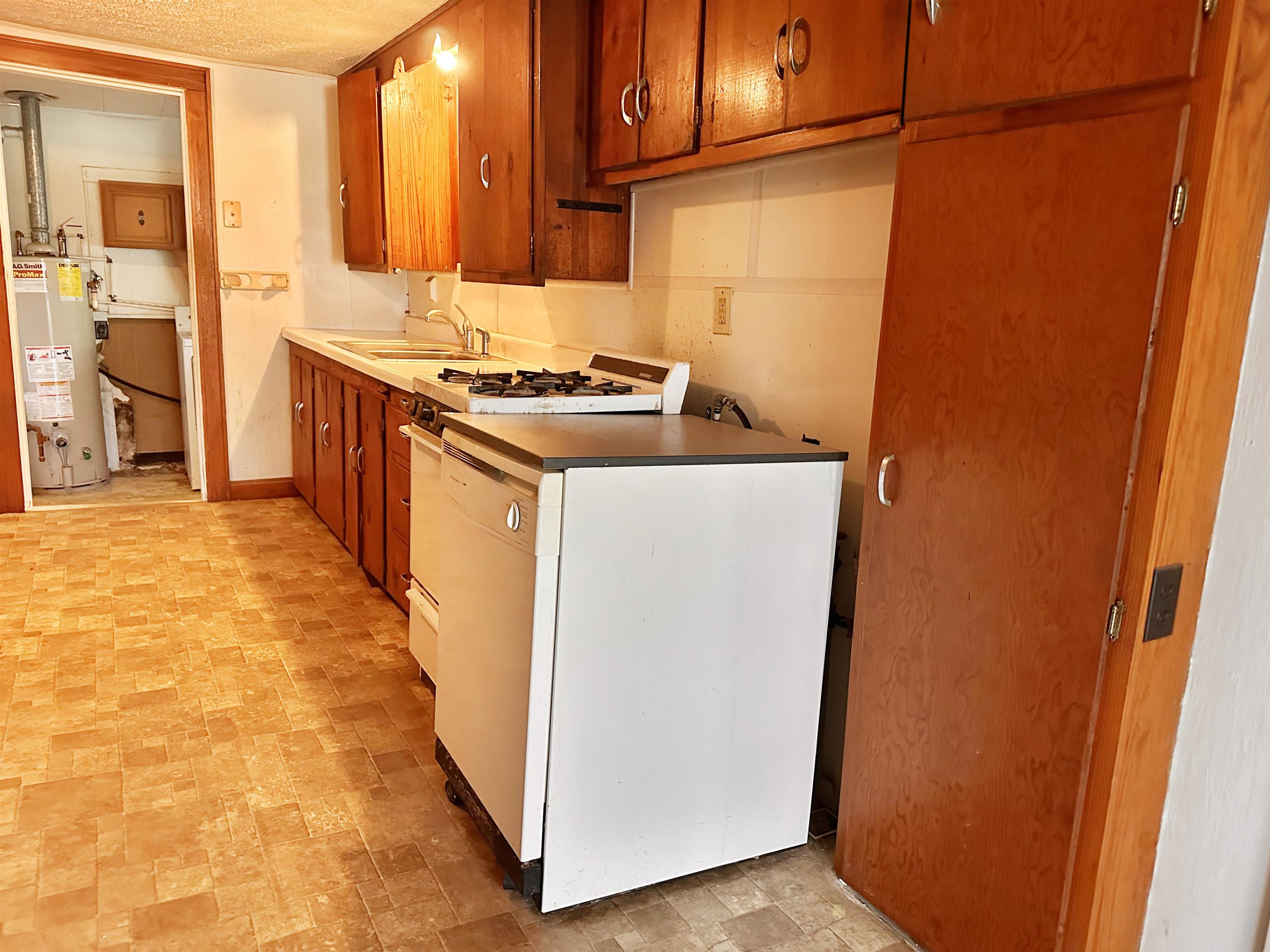 7145 US HWY 231, Philpot, Kentucky 42366, 4 Bedrooms Bedrooms, ,2 BathroomsBathrooms,Single Family Residence,For Sale,US HWY 231,90280