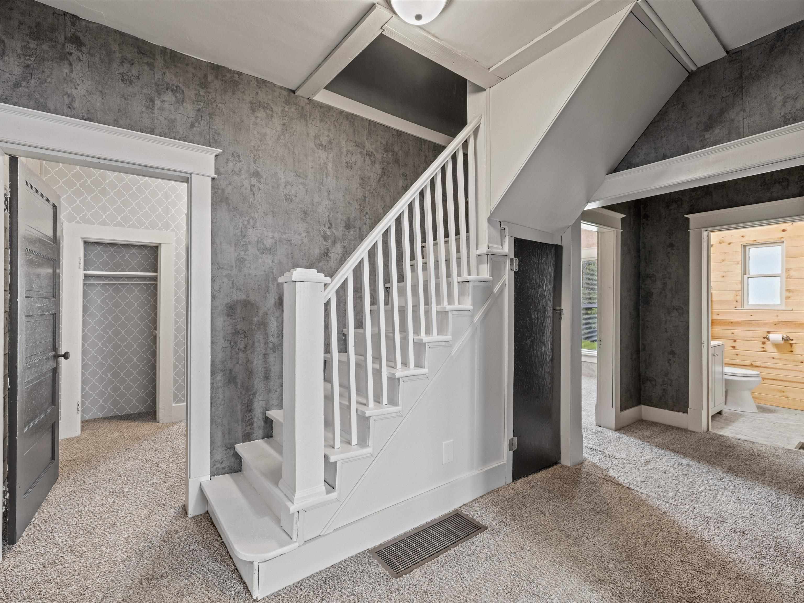 1102 Broad Street, Central City, Kentucky 42330, 3 Bedrooms Bedrooms, ,1 BathroomBathrooms,Single Family Residence,For Sale,Broad Street,90286