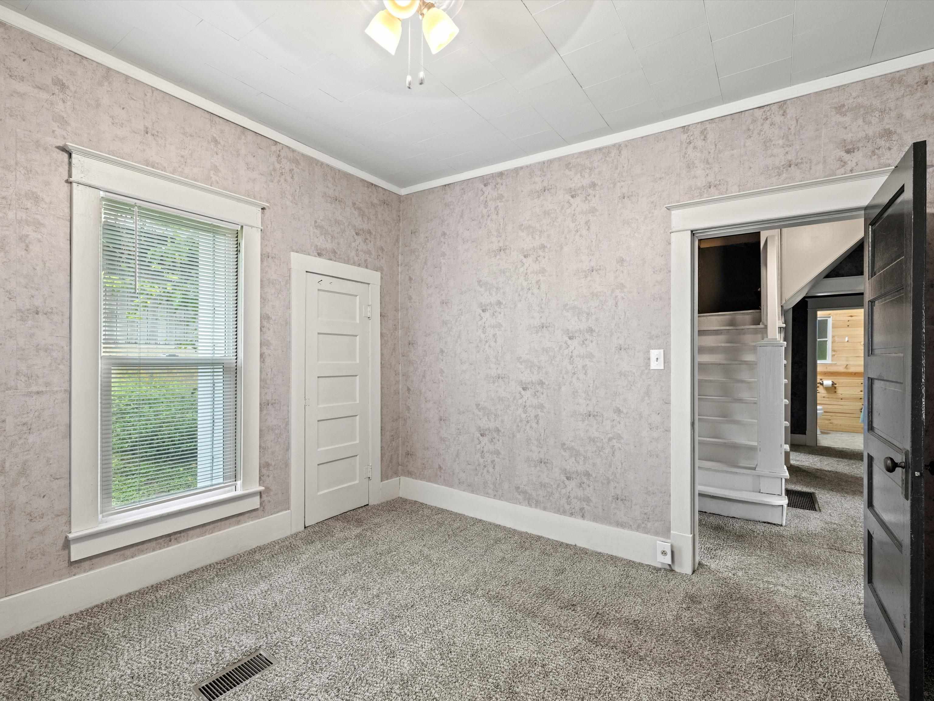 1102 Broad Street, Central City, Kentucky 42330, 3 Bedrooms Bedrooms, ,1 BathroomBathrooms,Single Family Residence,For Sale,Broad Street,90286