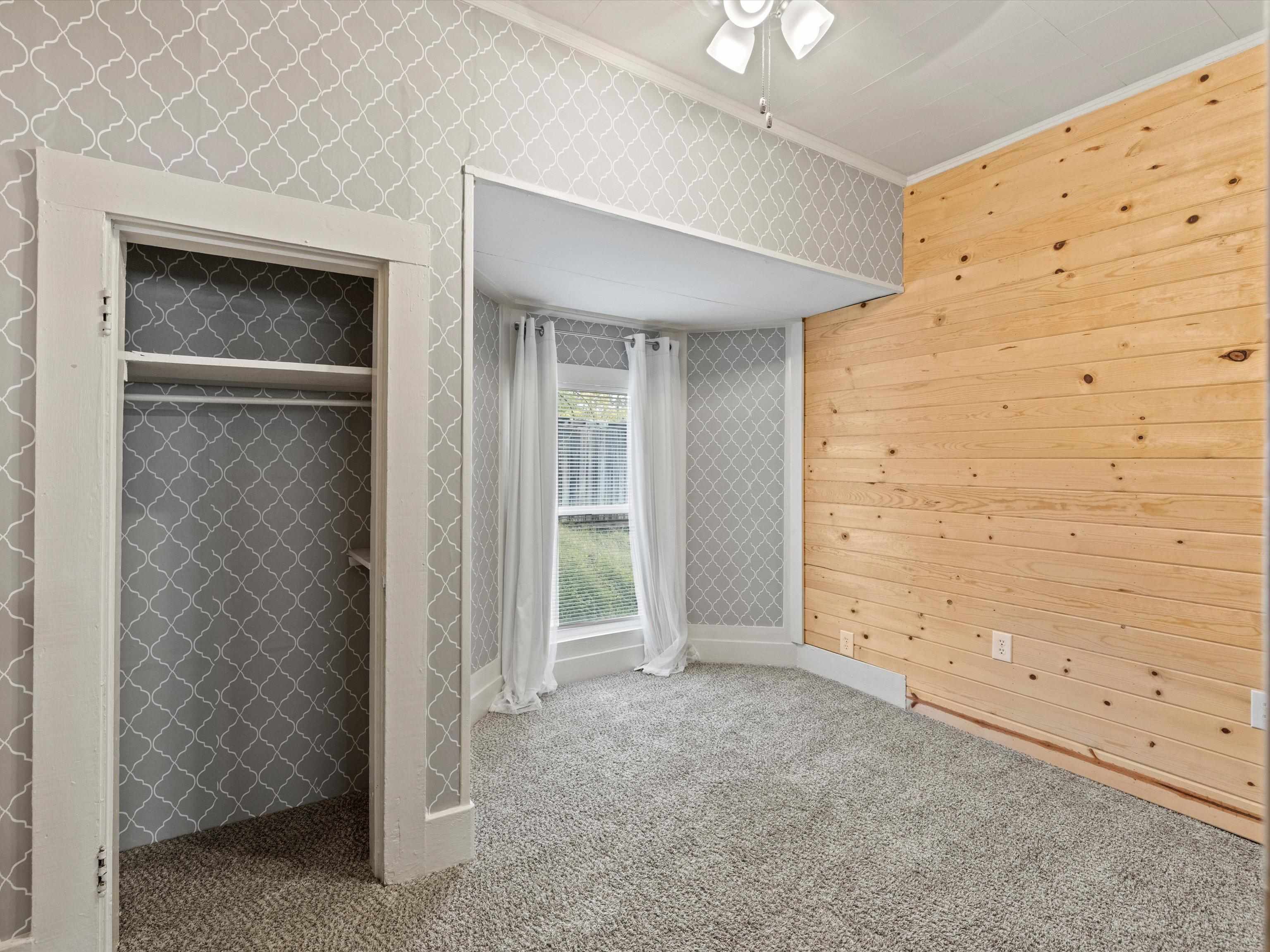1102 Broad Street, Central City, Kentucky 42330, 3 Bedrooms Bedrooms, ,1 BathroomBathrooms,Single Family Residence,For Sale,Broad Street,90286