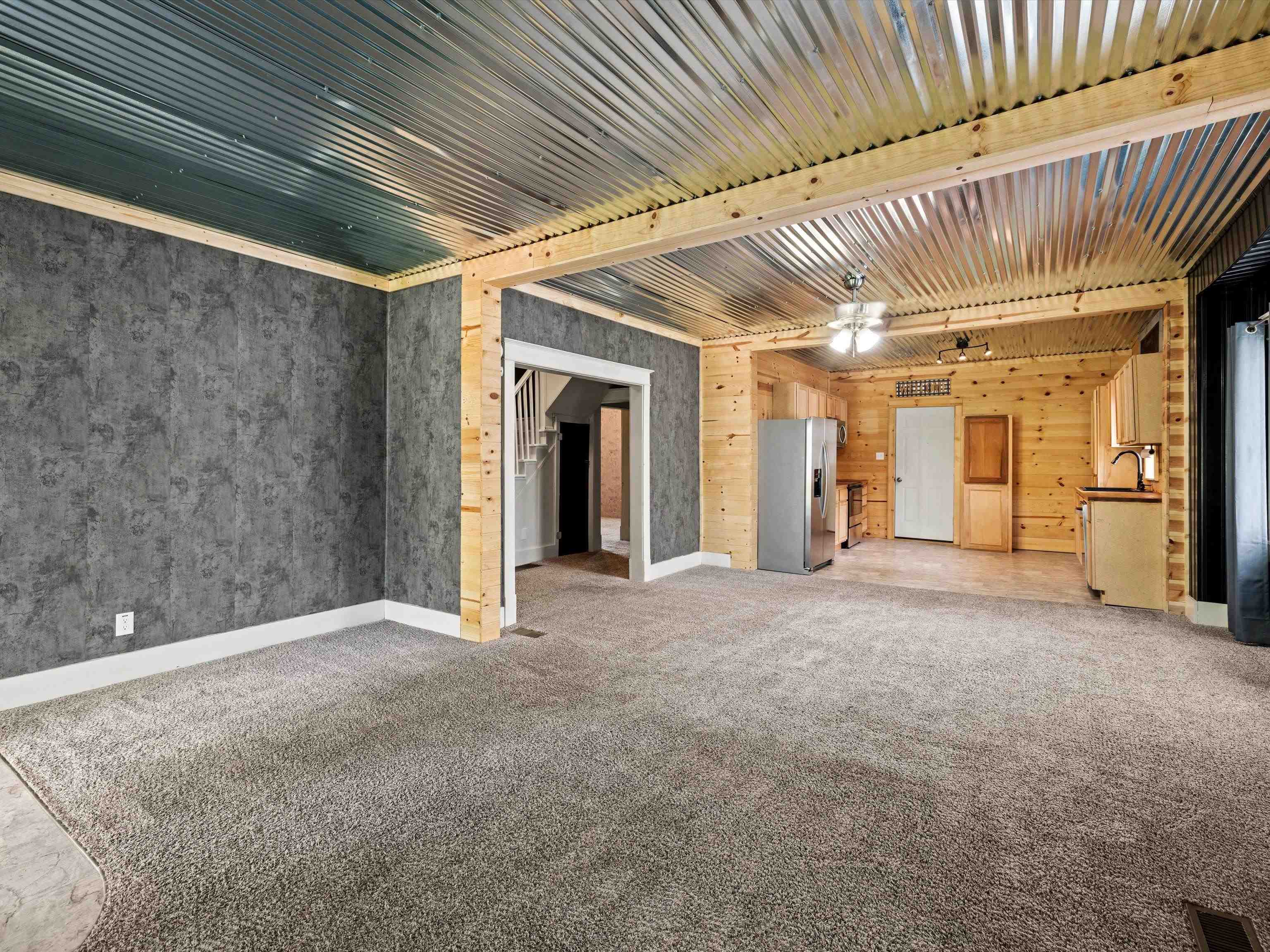 1102 Broad Street, Central City, Kentucky 42330, 3 Bedrooms Bedrooms, ,1 BathroomBathrooms,Single Family Residence,For Sale,Broad Street,90286