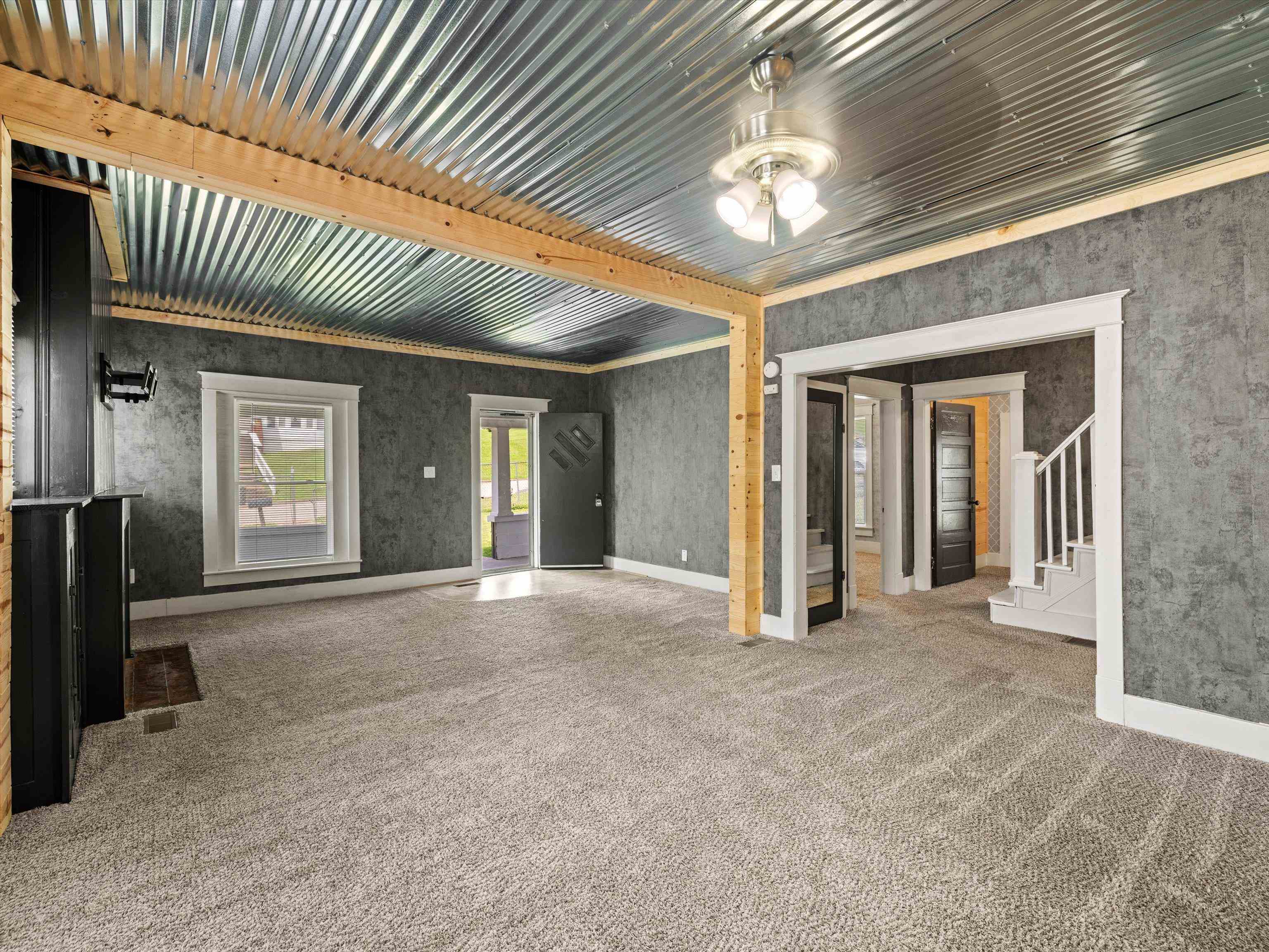 1102 Broad Street, Central City, Kentucky 42330, 3 Bedrooms Bedrooms, ,1 BathroomBathrooms,Single Family Residence,For Sale,Broad Street,90286