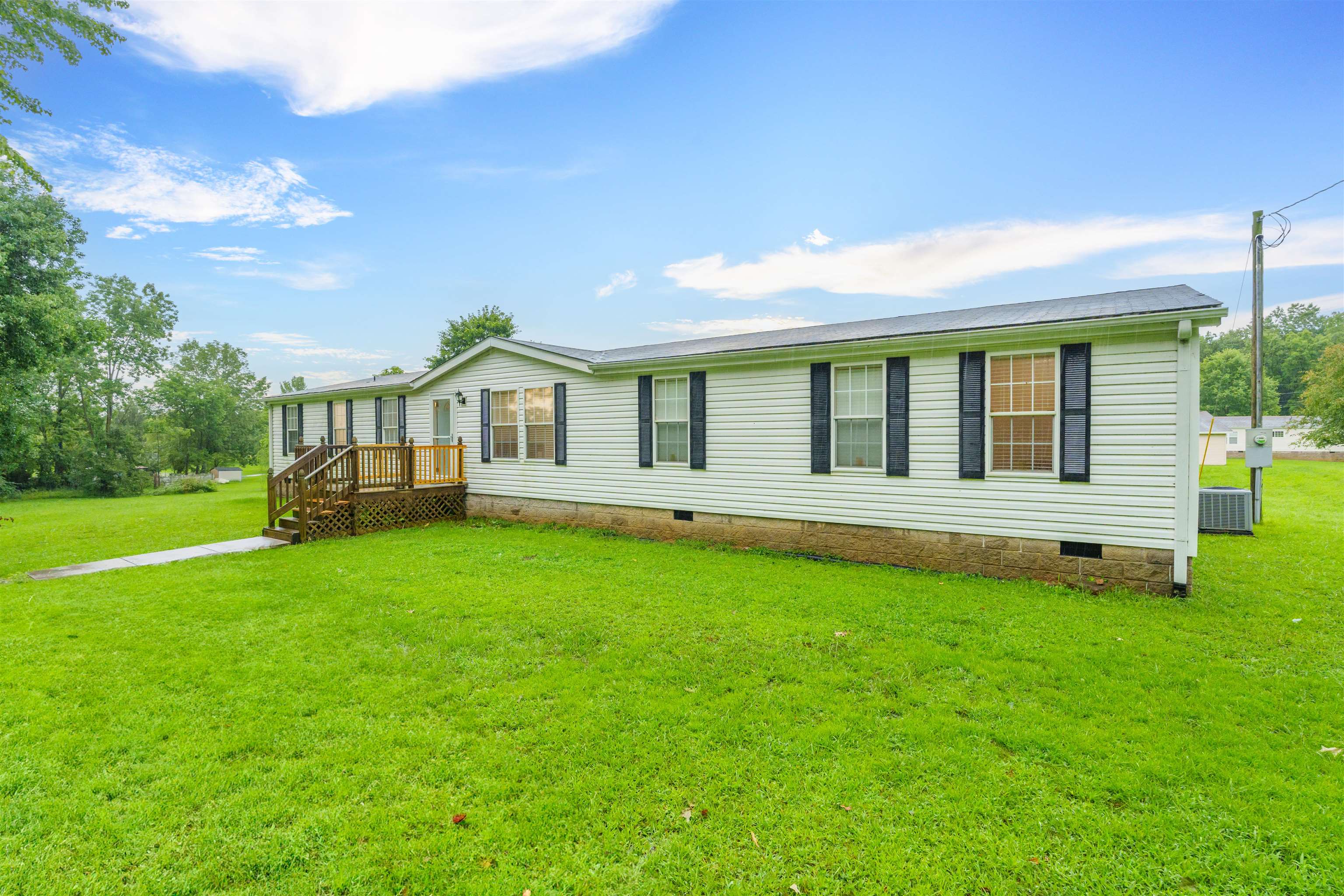 175 Maden Loop, Utica, Kentucky 42376, 4 Bedrooms Bedrooms, ,2 BathroomsBathrooms,Manufactured Home,For Sale,Maden Loop,90288