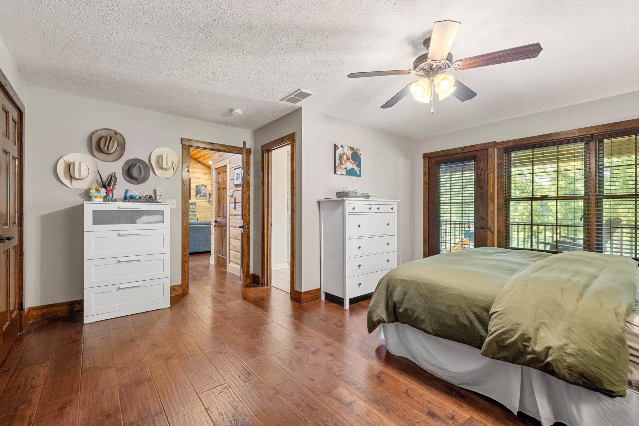 371 Bear Run Ln., Hartford, Kentucky 42347, 3 Bedrooms Bedrooms, ,2 BathroomsBathrooms,Single Family Residence,For Sale,Bear Run Ln.,90305