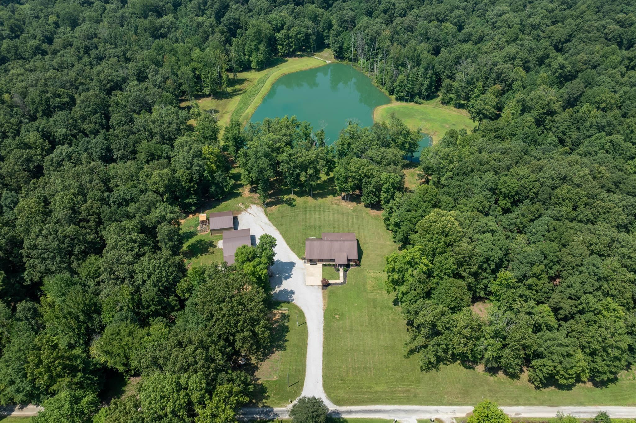 371 Bear Run Ln., Hartford, Kentucky 42347, 3 Bedrooms Bedrooms, ,2 BathroomsBathrooms,Single Family Residence,For Sale,Bear Run Ln.,90305
