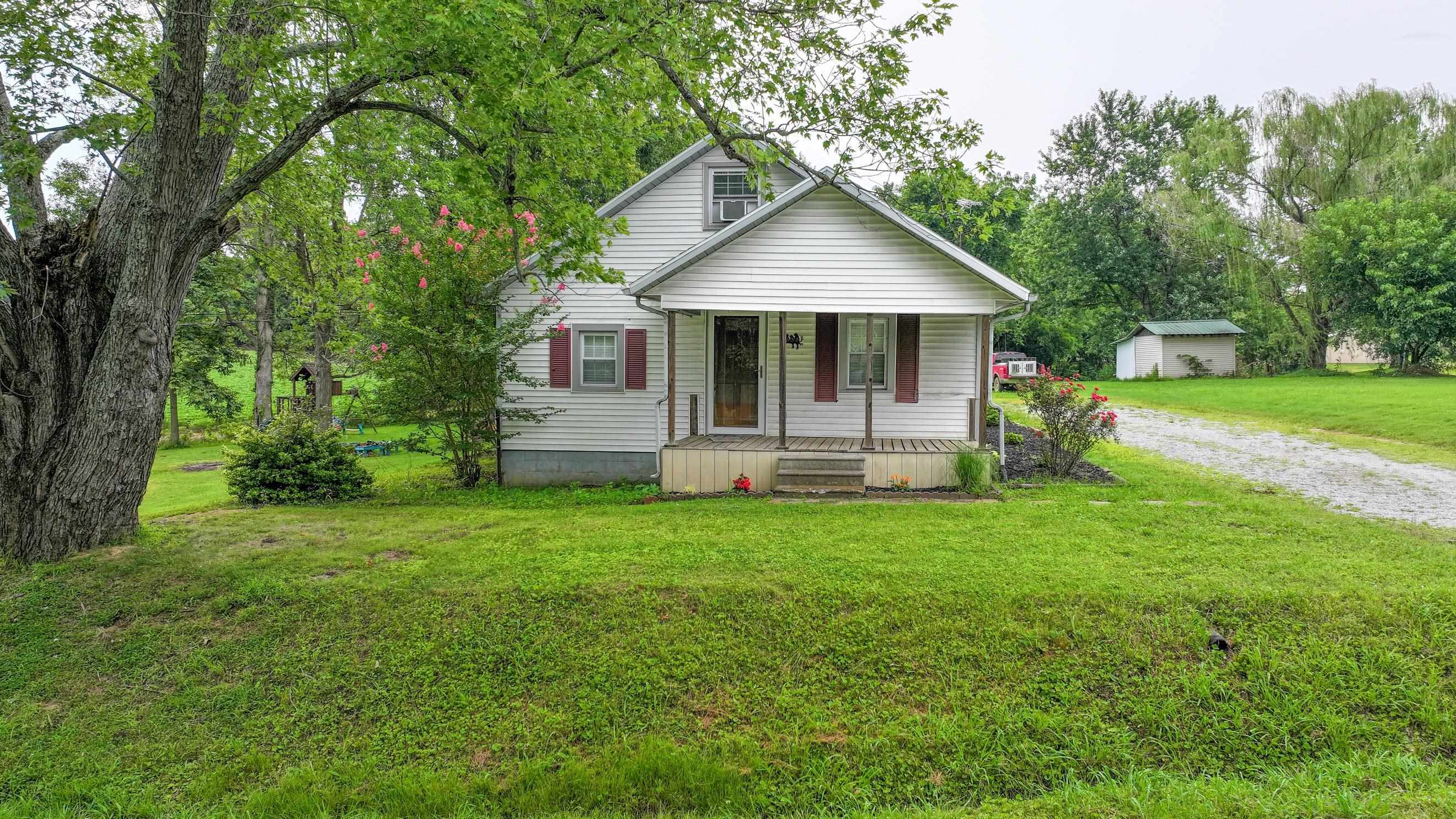 355 2nd Street, Island, Kentucky 42350, 3 Bedrooms Bedrooms, ,1 BathroomBathrooms,Single Family Residence,For Sale,2nd Street,90309