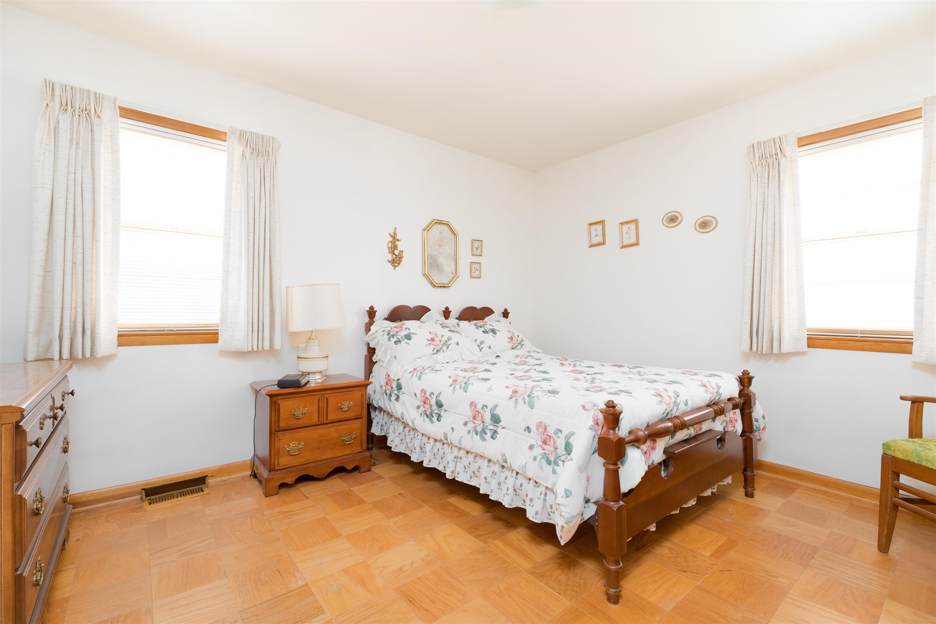 1912 Wyandotte Avenue, Owensboro, Kentucky 42301, 3 Bedrooms Bedrooms, ,1 BathroomBathrooms,Single Family Residence,For Sale,Wyandotte Avenue,90313