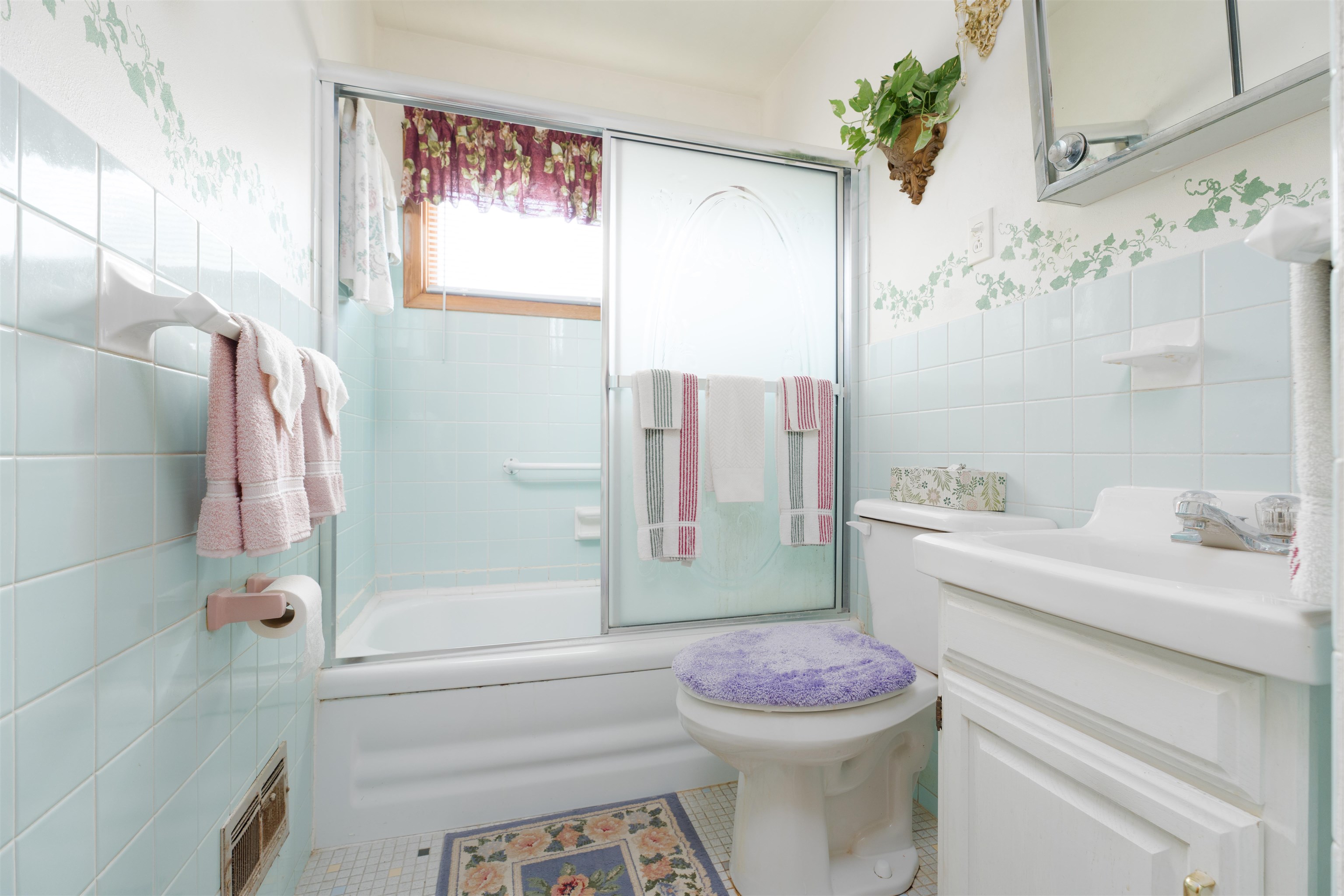 1912 Wyandotte Avenue, Owensboro, Kentucky 42301, 3 Bedrooms Bedrooms, ,1 BathroomBathrooms,Single Family Residence,For Sale,Wyandotte Avenue,90313