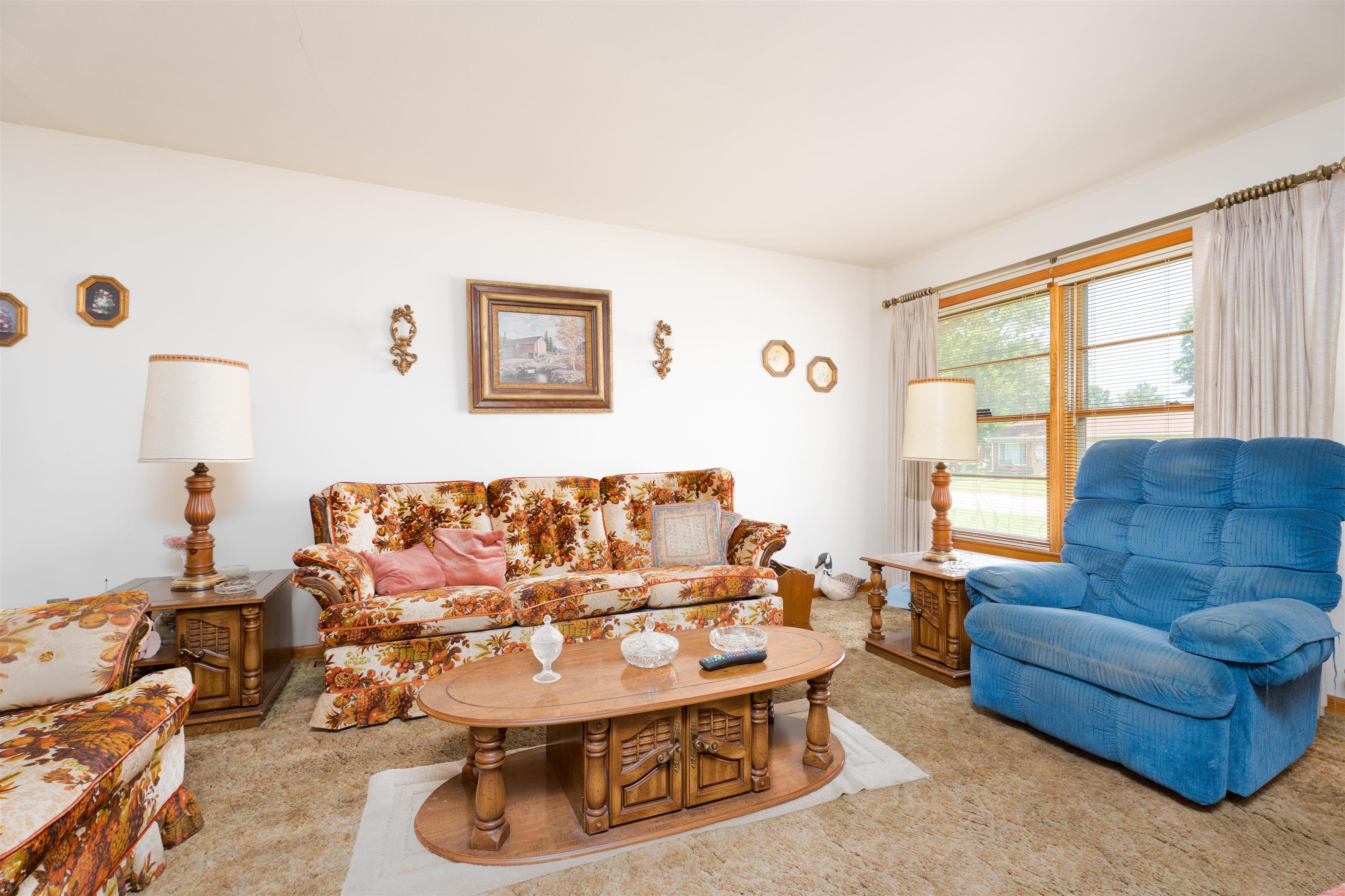 1912 Wyandotte Avenue, Owensboro, Kentucky 42301, 3 Bedrooms Bedrooms, ,1 BathroomBathrooms,Single Family Residence,For Sale,Wyandotte Avenue,90313