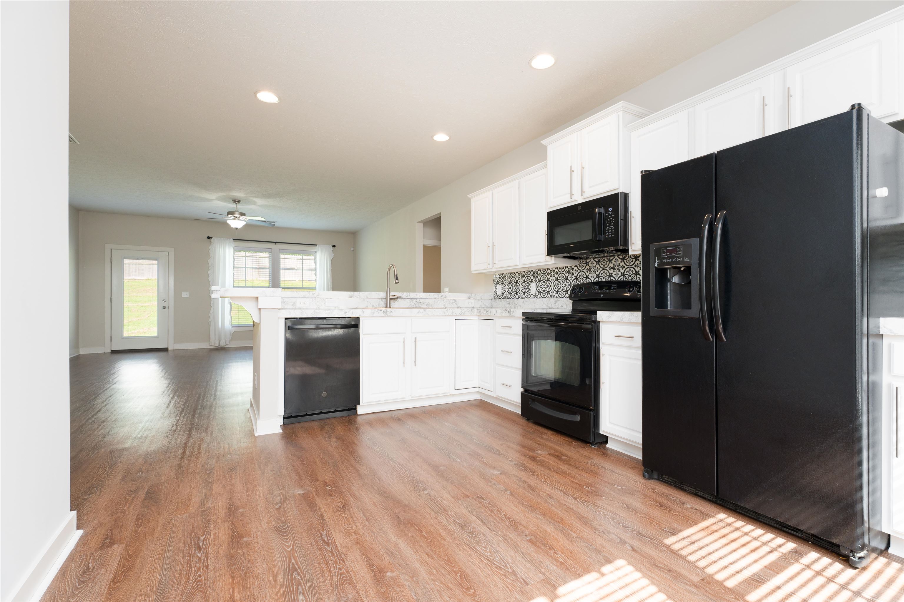2101 Meadowhill Ln, Utica, Kentucky 42376, 3 Bedrooms Bedrooms, ,2 BathroomsBathrooms,Single Family Residence,For Sale,Meadowhill Ln,90314