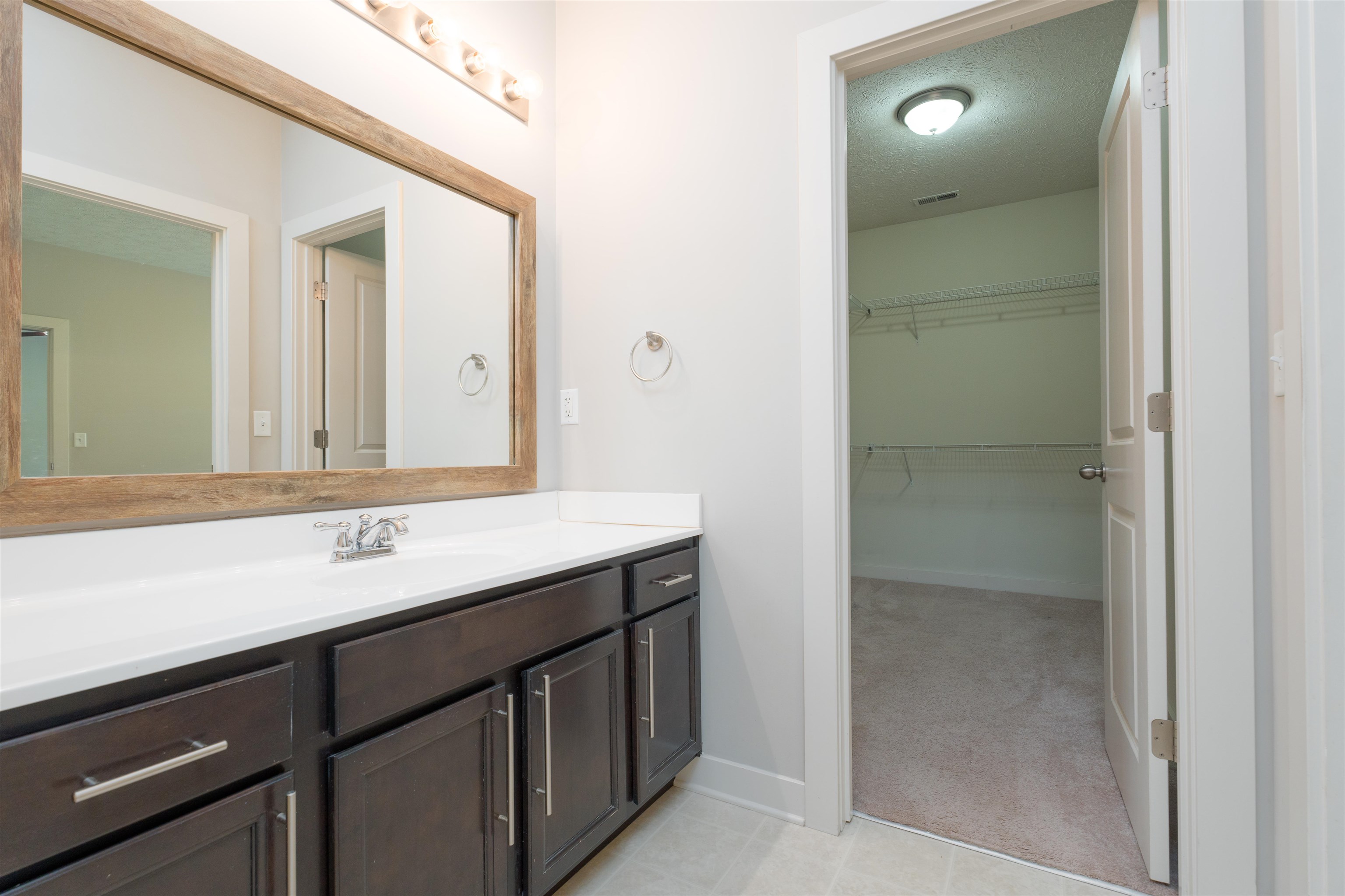 2101 Meadowhill Ln, Utica, Kentucky 42376, 3 Bedrooms Bedrooms, ,2 BathroomsBathrooms,Single Family Residence,For Sale,Meadowhill Ln,90314