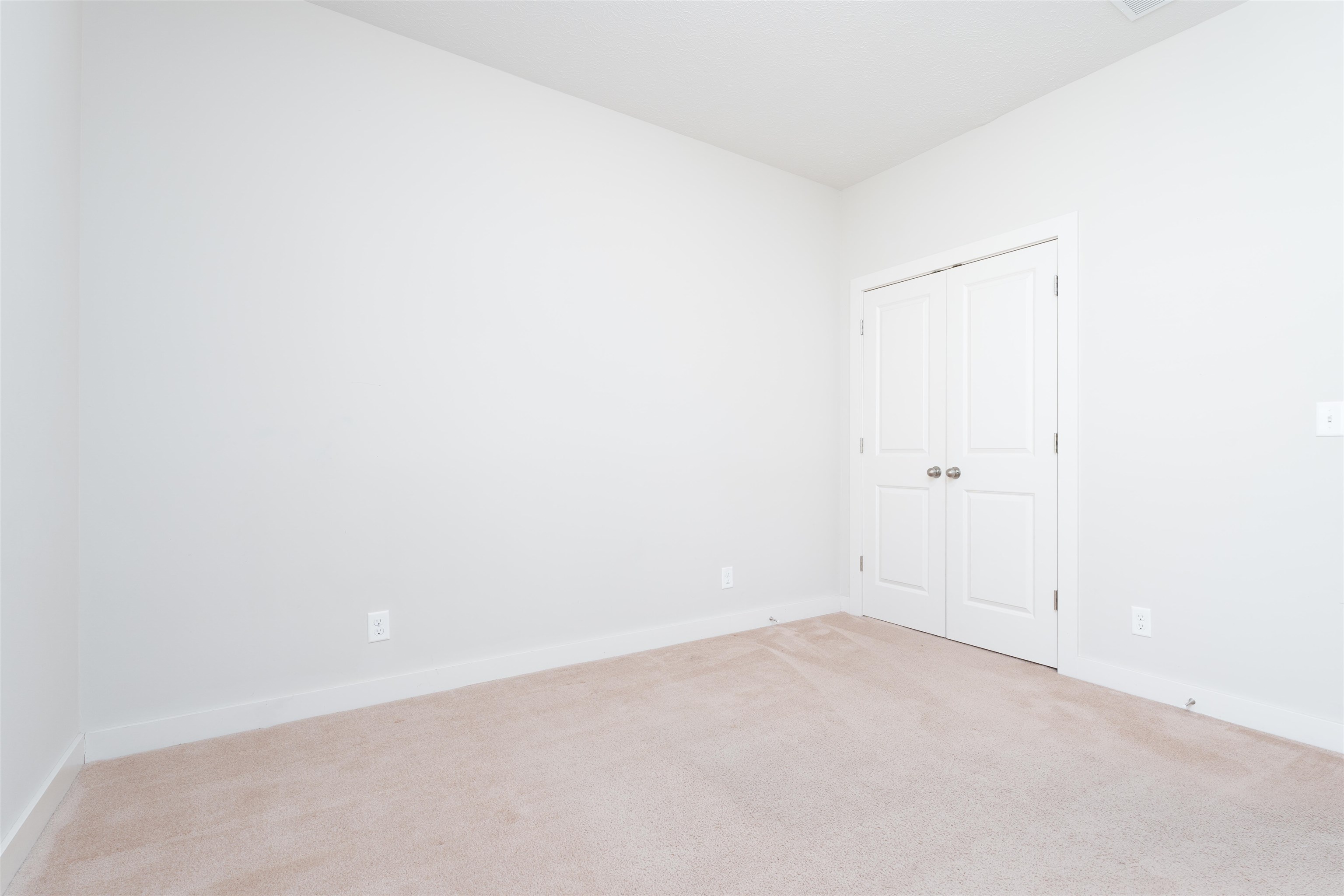 2101 Meadowhill Ln, Utica, Kentucky 42376, 3 Bedrooms Bedrooms, ,2 BathroomsBathrooms,Single Family Residence,For Sale,Meadowhill Ln,90314