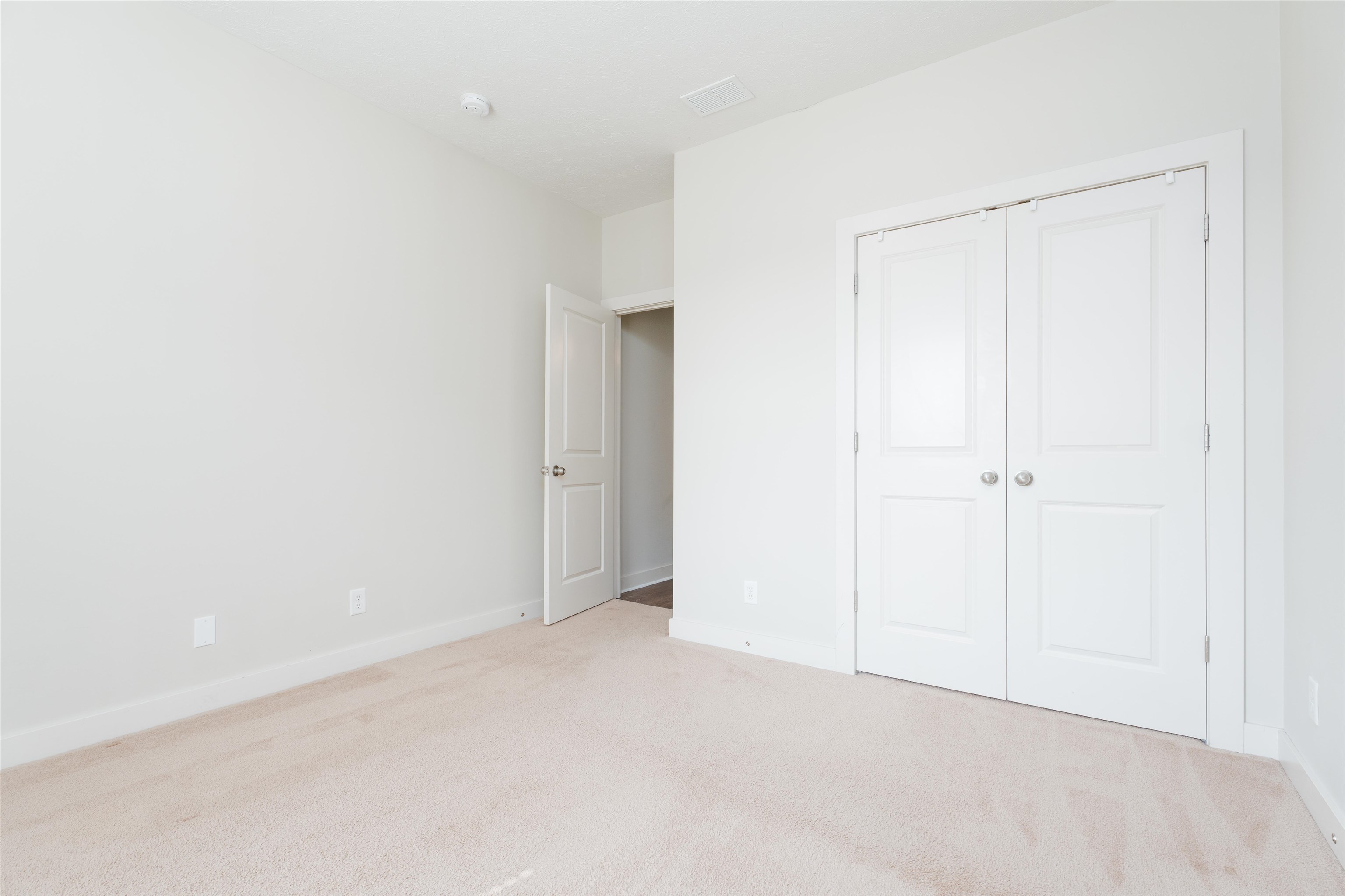 2101 Meadowhill Ln, Utica, Kentucky 42376, 3 Bedrooms Bedrooms, ,2 BathroomsBathrooms,Single Family Residence,For Sale,Meadowhill Ln,90314