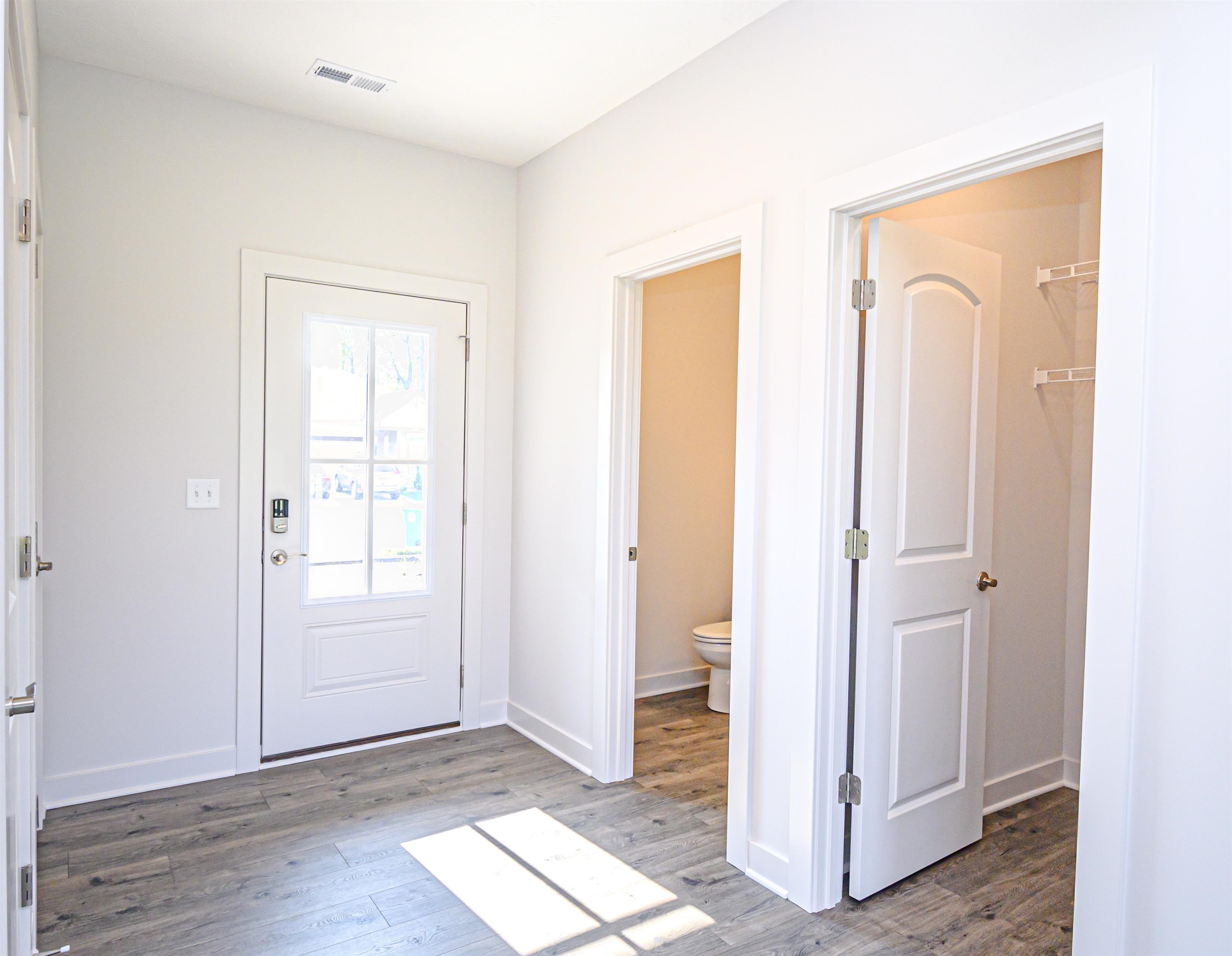 639 Alabaster Ln, Owensboro, Kentucky 42301, 3 Bedrooms Bedrooms, ,2 BathroomsBathrooms,Single Family Residence,For Sale,Alabaster Ln,90315