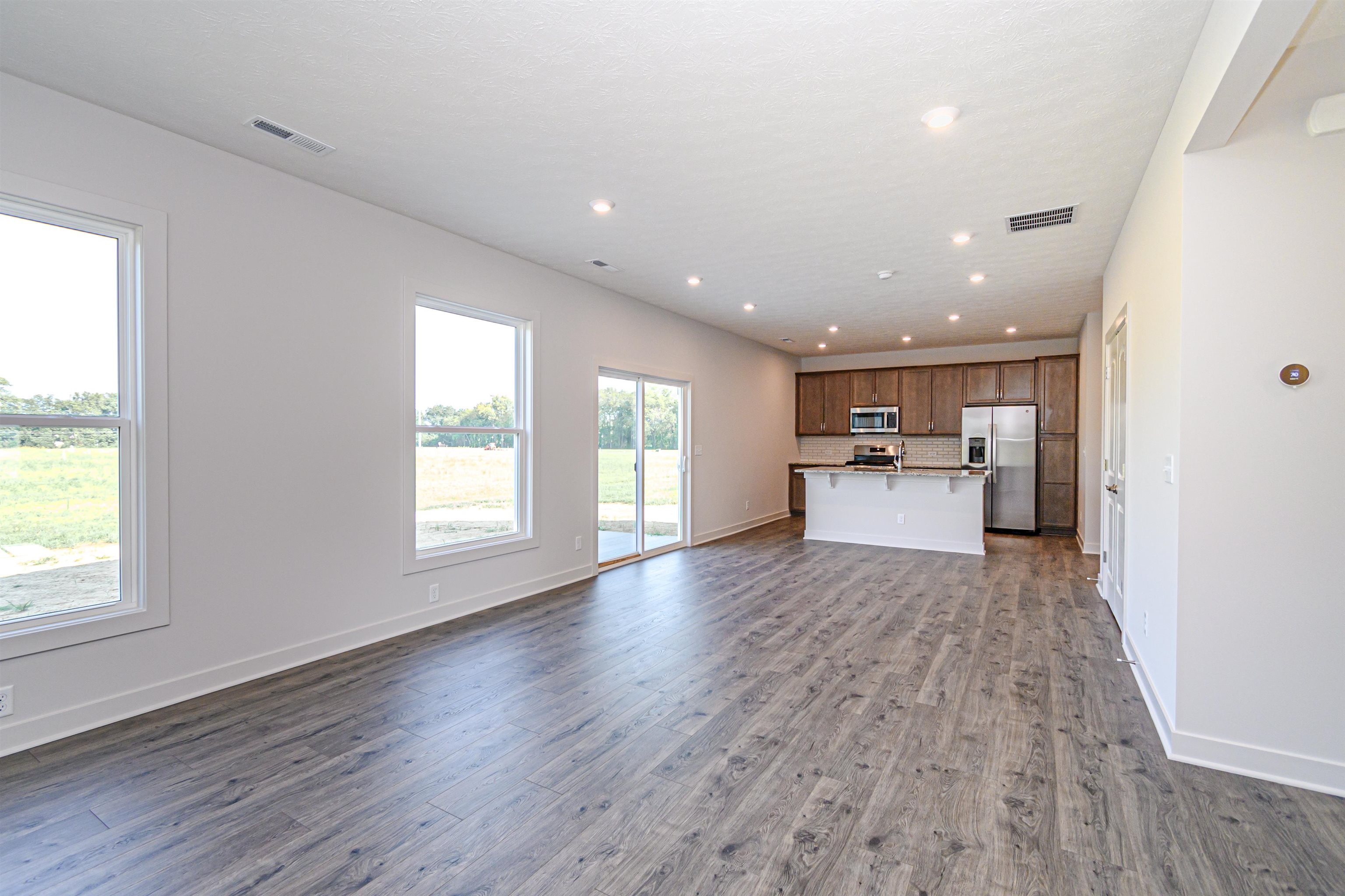 639 Alabaster Ln, Owensboro, Kentucky 42301, 3 Bedrooms Bedrooms, ,2 BathroomsBathrooms,Single Family Residence,For Sale,Alabaster Ln,90315