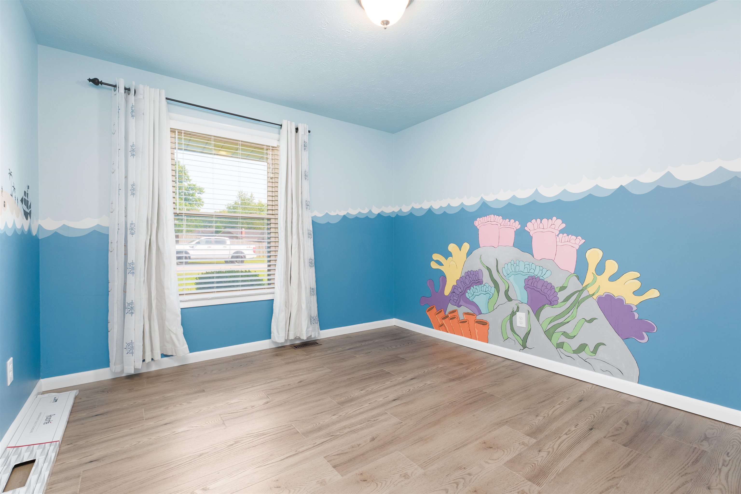 2215 Southeastern Parkway, Owensboro, Kentucky 42303, 3 Bedrooms Bedrooms, ,2 BathroomsBathrooms,Single Family Residence,For Sale,Southeastern Parkway,90316