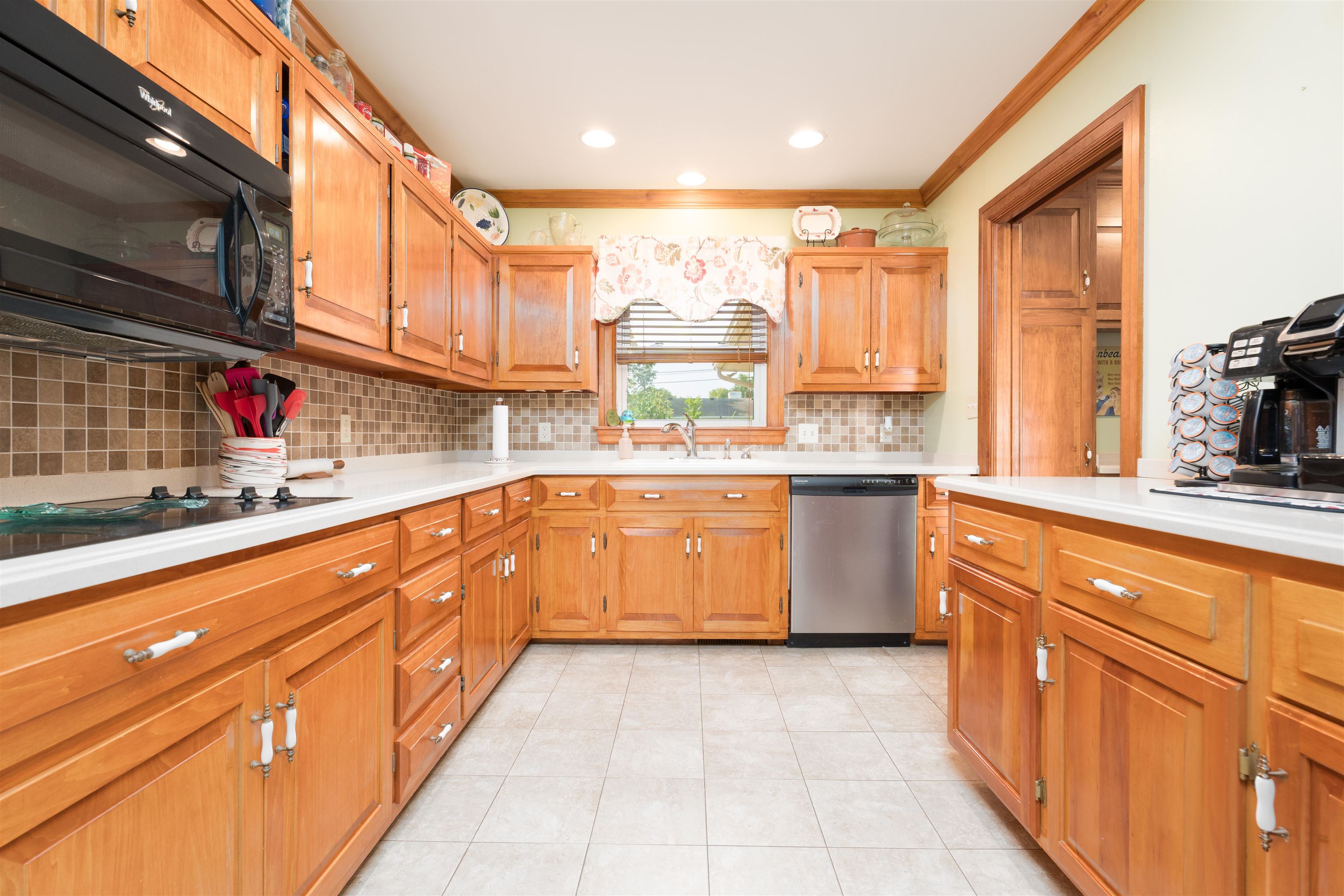 2028 Stratford Drive, Owensboro, Kentucky 42301, 3 Bedrooms Bedrooms, ,2 BathroomsBathrooms,Single Family Residence,For Sale,Stratford Drive,90319