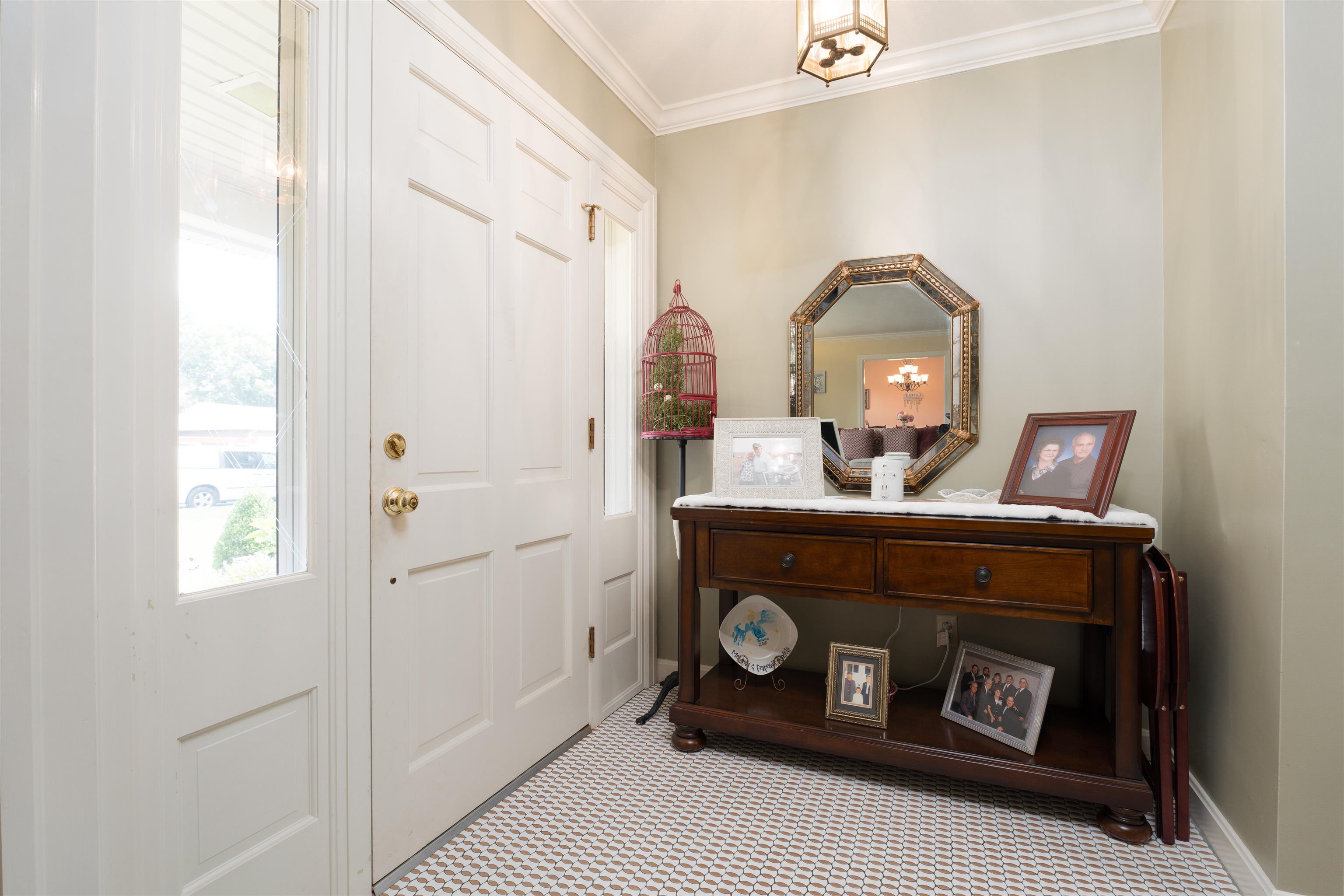 2028 Stratford Drive, Owensboro, Kentucky 42301, 3 Bedrooms Bedrooms, ,2 BathroomsBathrooms,Single Family Residence,For Sale,Stratford Drive,90319