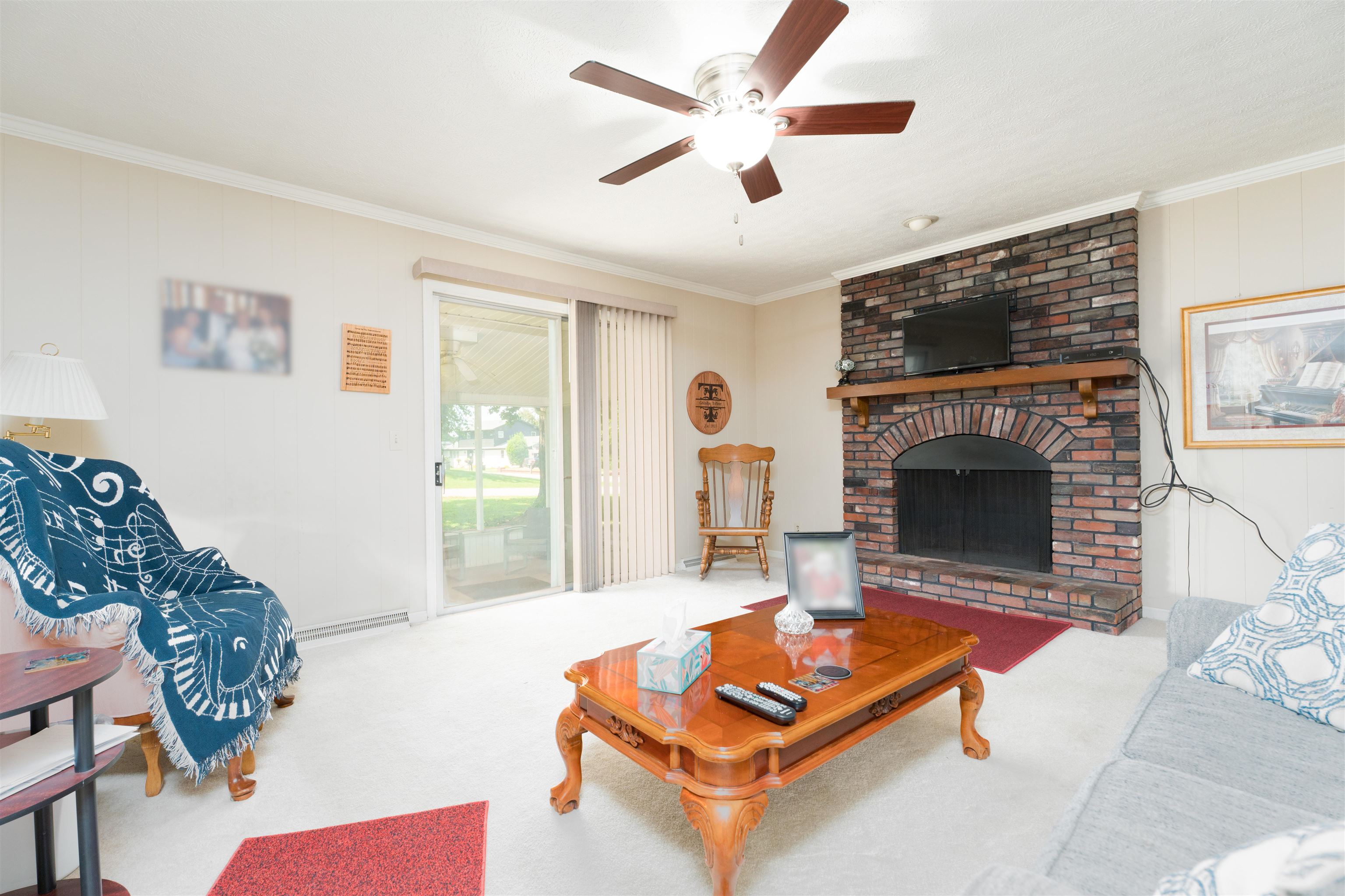 1290 W Center Street, Madisonville, Kentucky 42431, 3 Bedrooms Bedrooms, ,2 BathroomsBathrooms,Single Family Residence,For Sale,W Center Street,90327