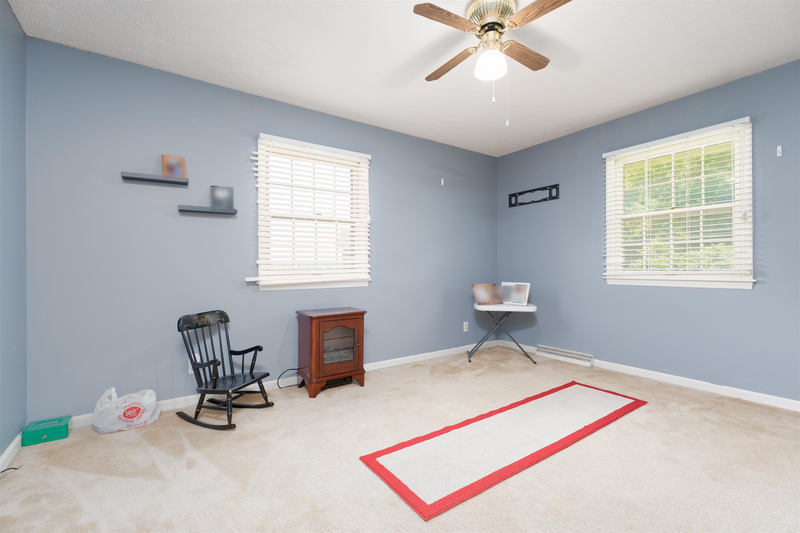 1290 W Center Street, Madisonville, Kentucky 42431, 3 Bedrooms Bedrooms, ,2 BathroomsBathrooms,Single Family Residence,For Sale,W Center Street,90327