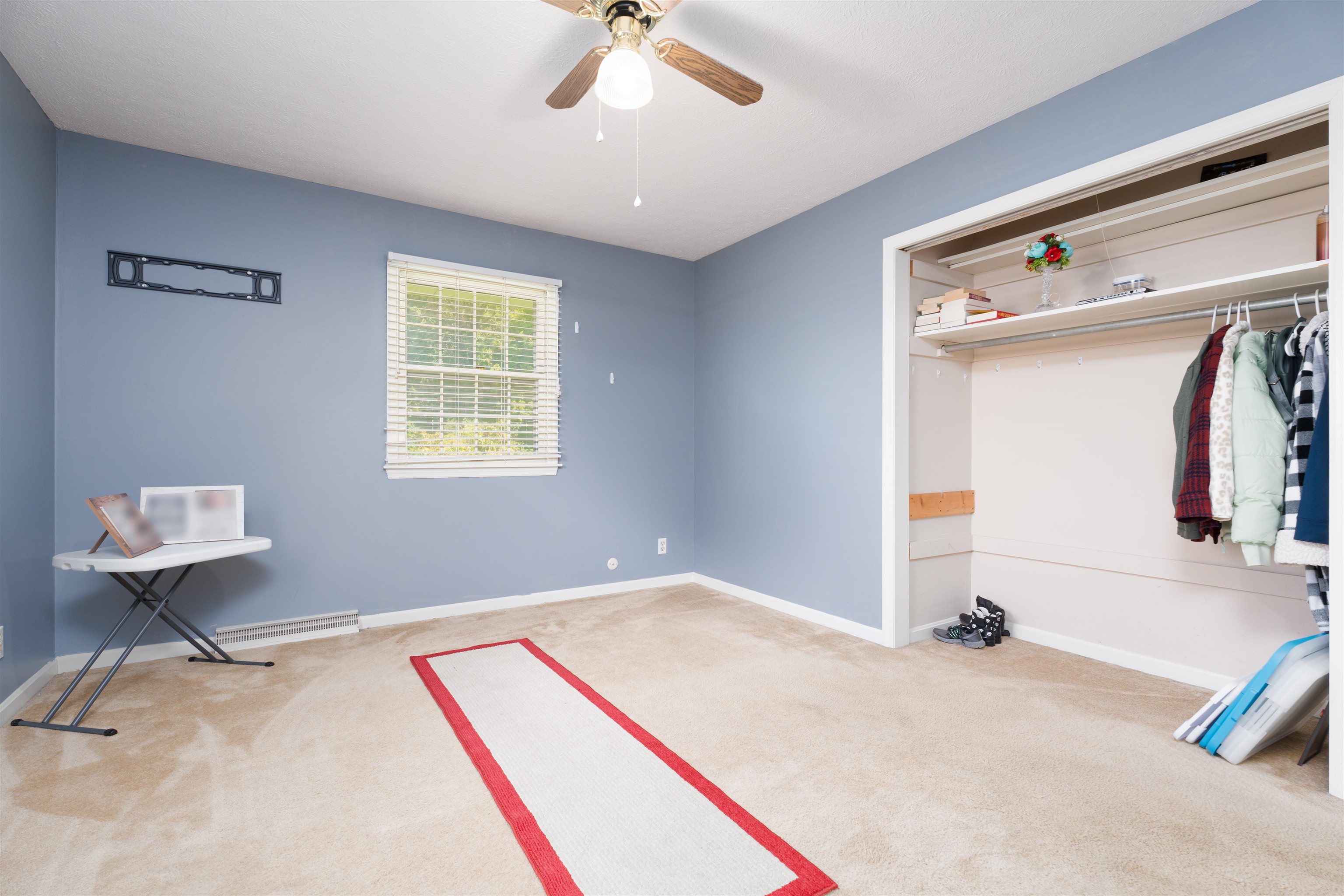1290 W Center Street, Madisonville, Kentucky 42431, 3 Bedrooms Bedrooms, ,2 BathroomsBathrooms,Single Family Residence,For Sale,W Center Street,90327