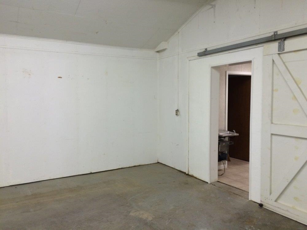 1537 E 19th Street, Owensboro, Kentucky 42303, ,Industrial,For Sale,E 19th Street,90328