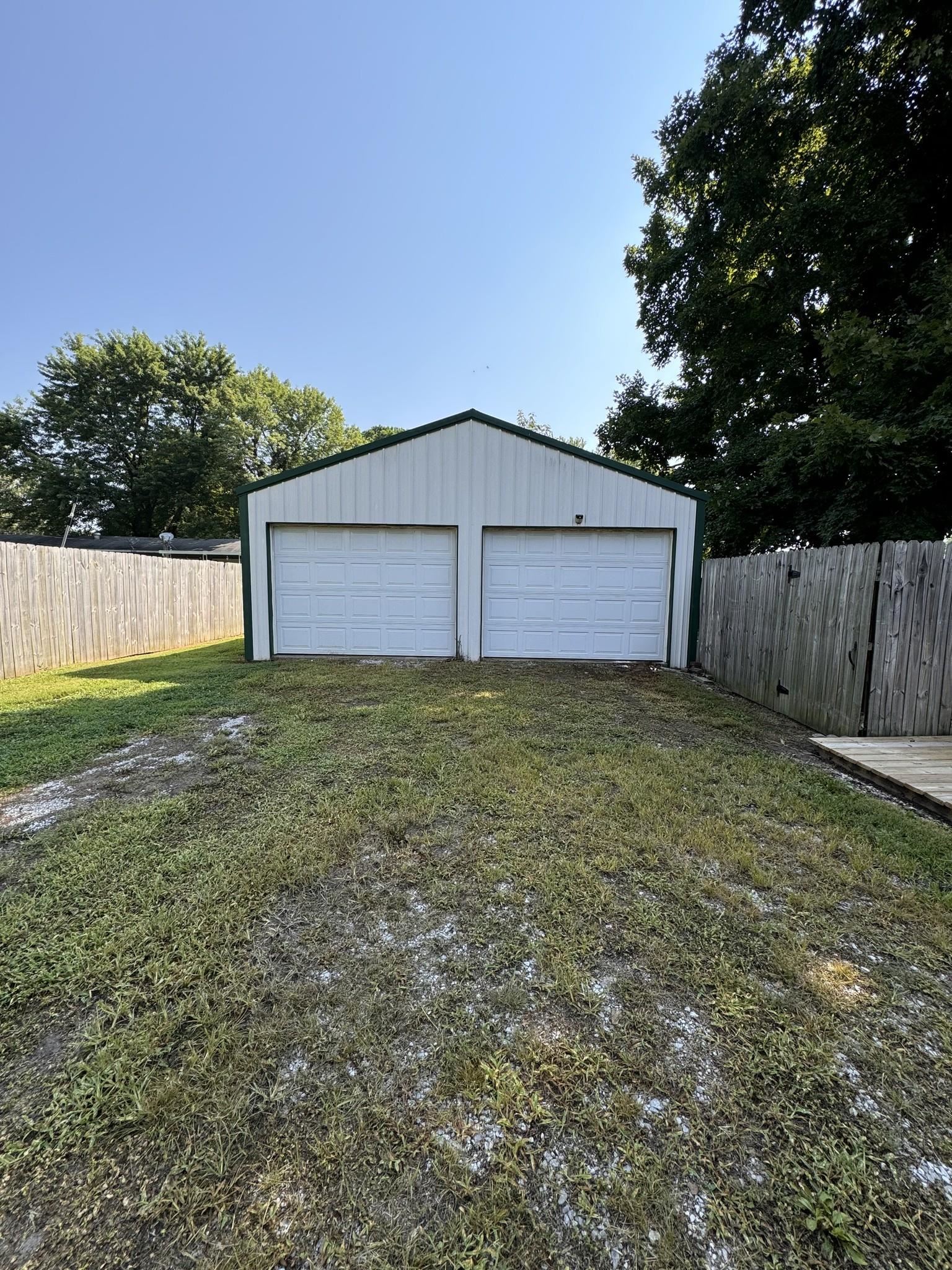 890 Pell Street, Lewisport, Kentucky 42351, 2 Bedrooms Bedrooms, ,1 BathroomBathrooms,Single Family Residence,For Sale,Pell Street,90330
